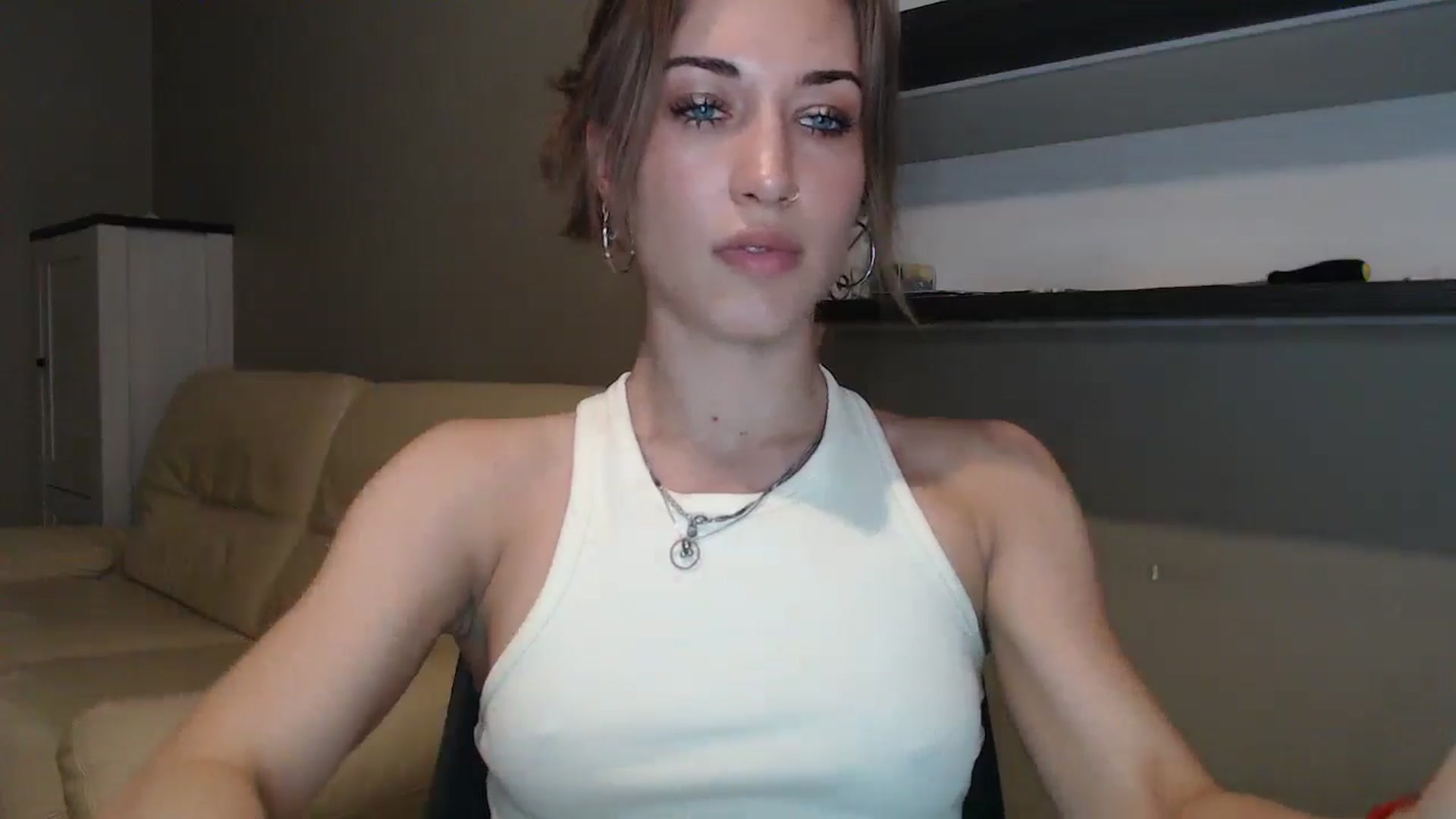 Gallery image thumbnail from GalaxyAnisia's myfreecams stream on, 08/17/2024, 21:05 image 7 of 20