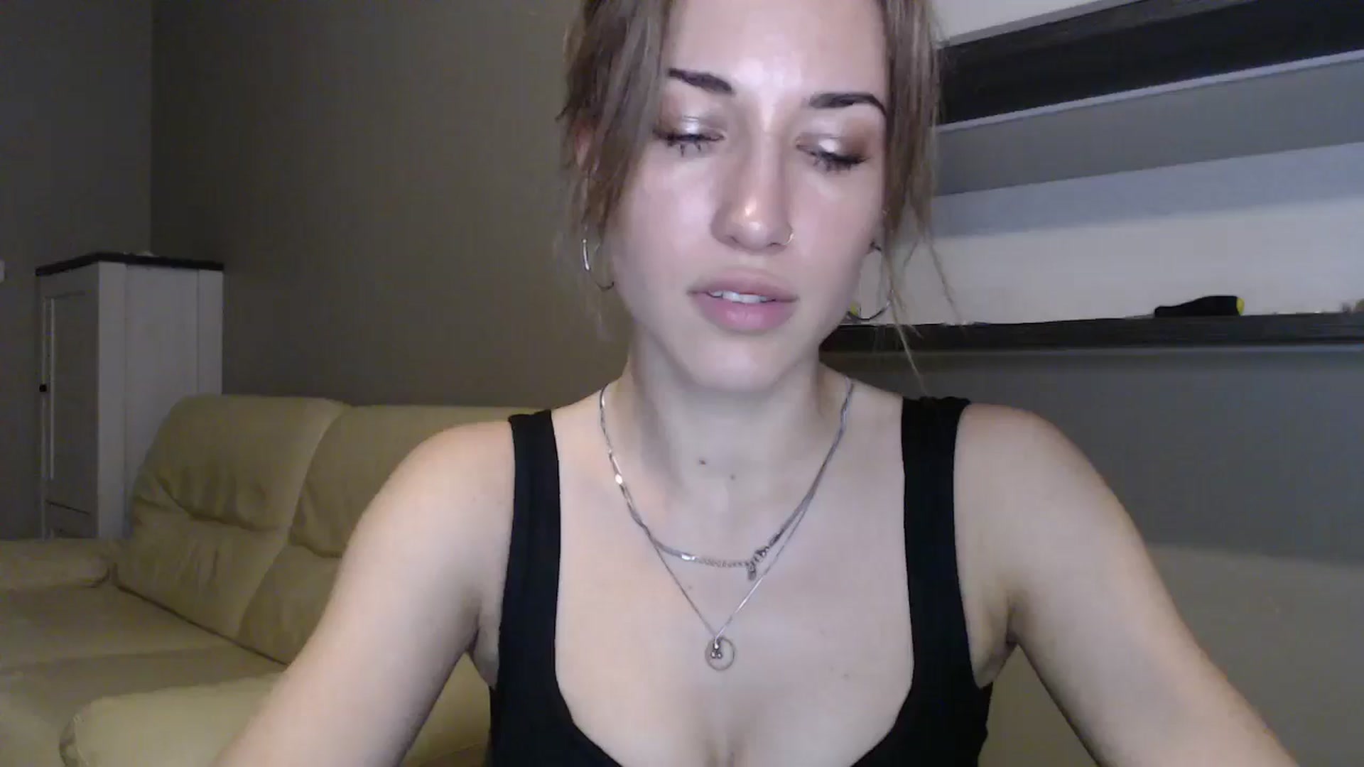 Gallery image thumbnail from GalaxyAnisia's myfreecams stream on, 08/17/2024, 22:54 image 11 of 20