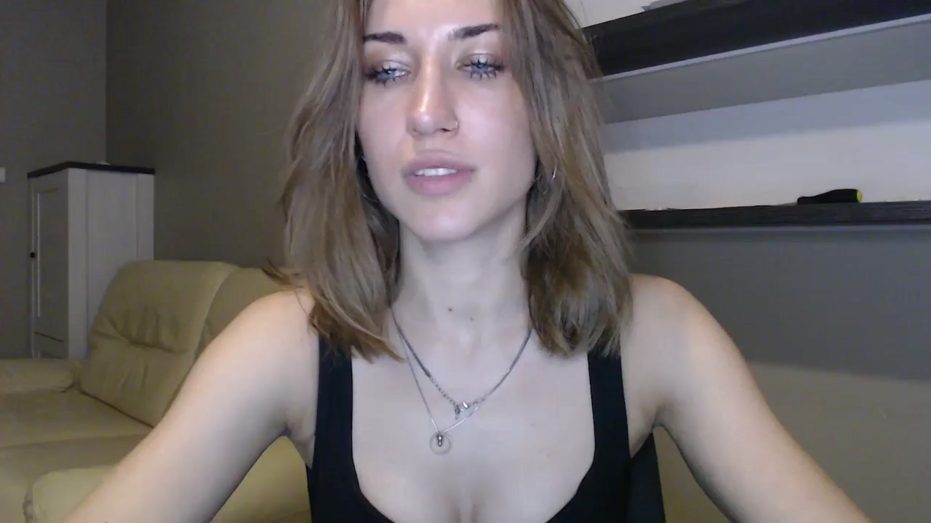 Gallery image thumbnail from GalaxyAnisia's myfreecams stream on, 08/17/2024, 23:21 image 17 of 20