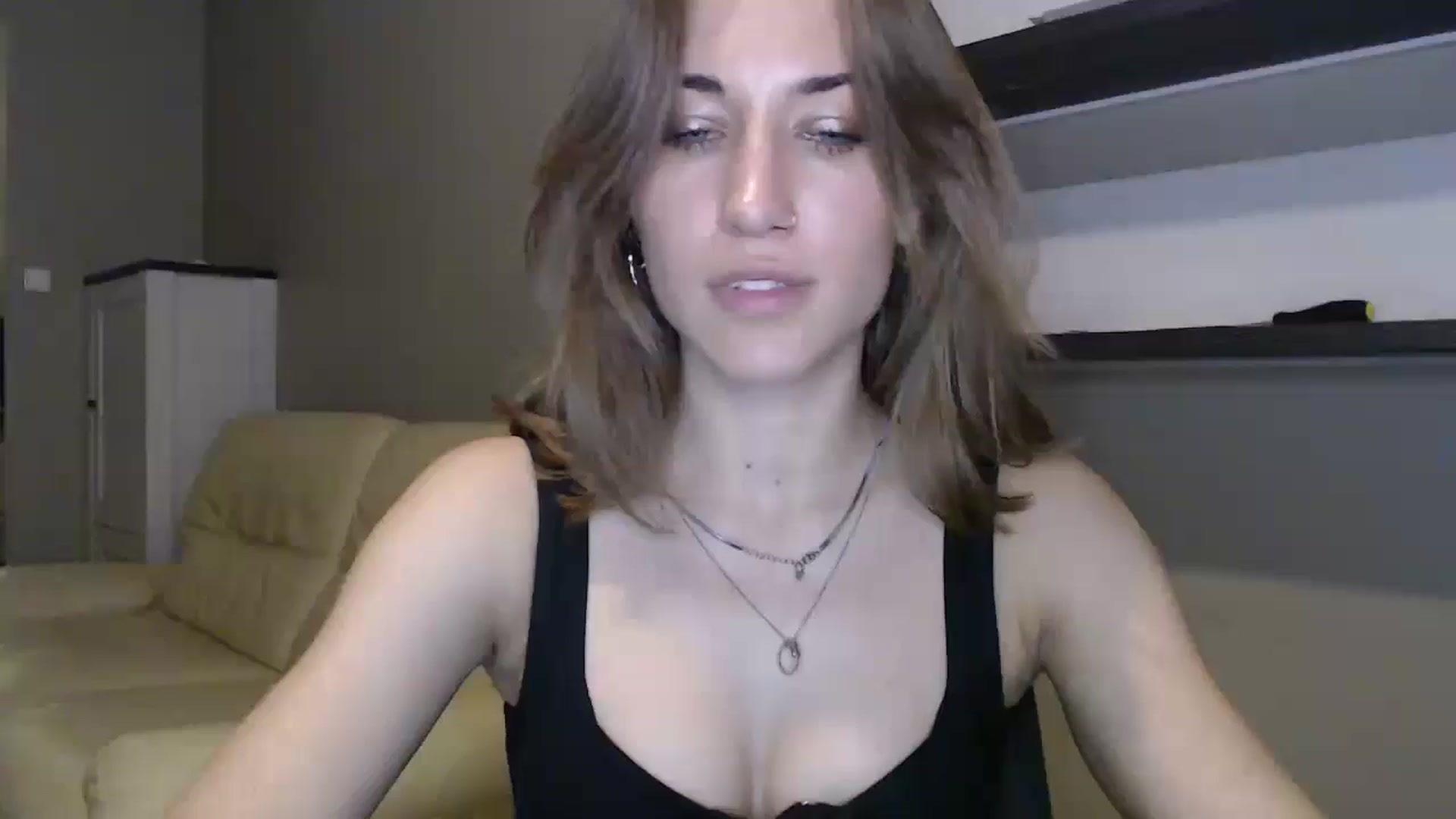 Gallery image thumbnail from GalaxyAnisia's myfreecams stream on, 08/17/2024, 23:21 image 10 of 20