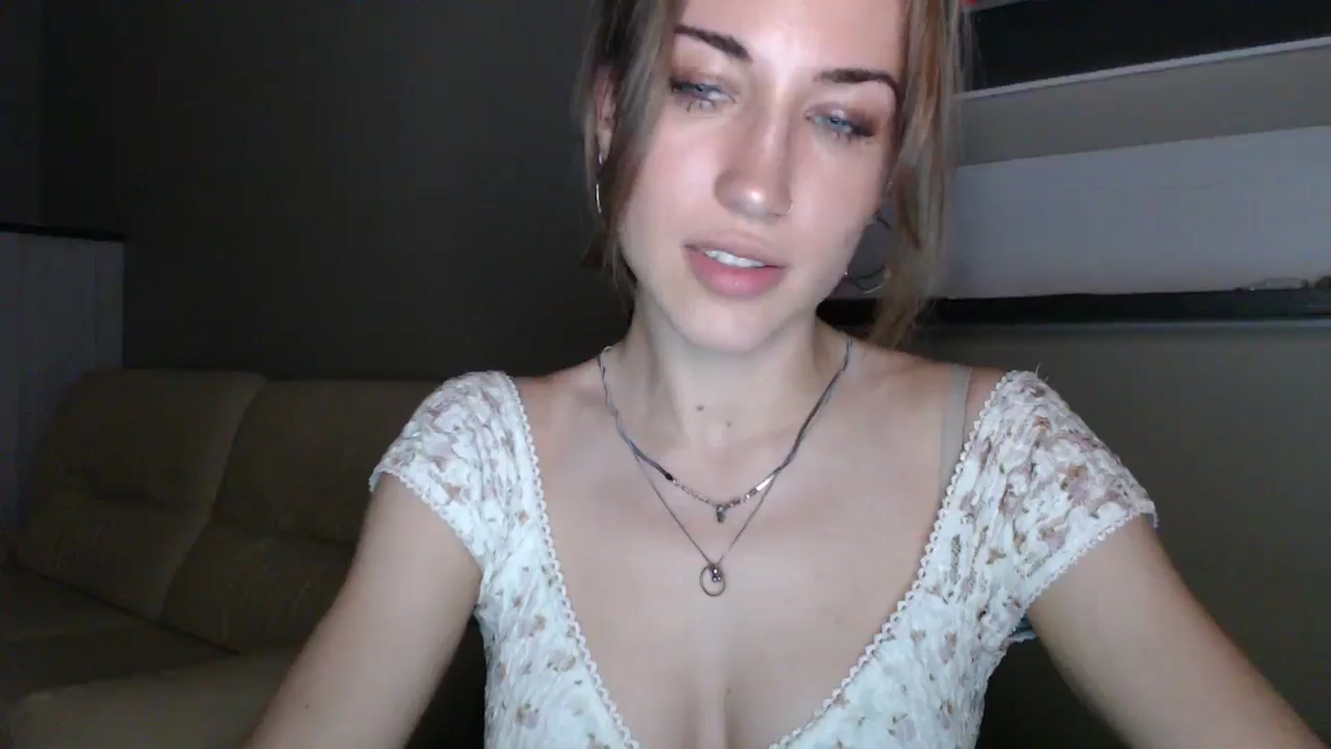 Gallery image thumbnail from GalaxyAnisia's myfreecams stream on, 08/20/2024, 21:58 image 14 of 20