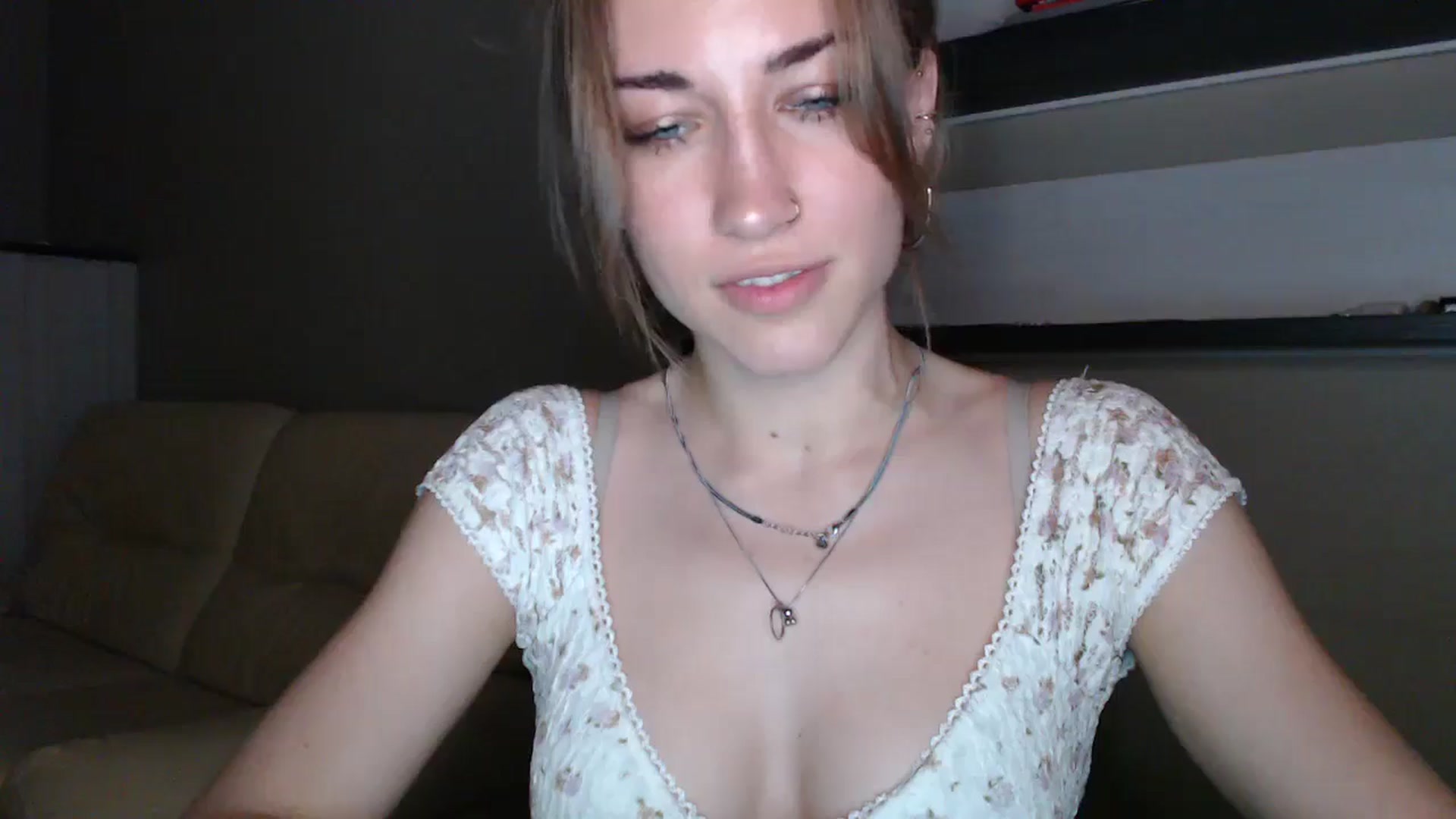 Gallery image thumbnail from GalaxyAnisia's myfreecams stream on, 08/20/2024, 21:58 image 4 of 20