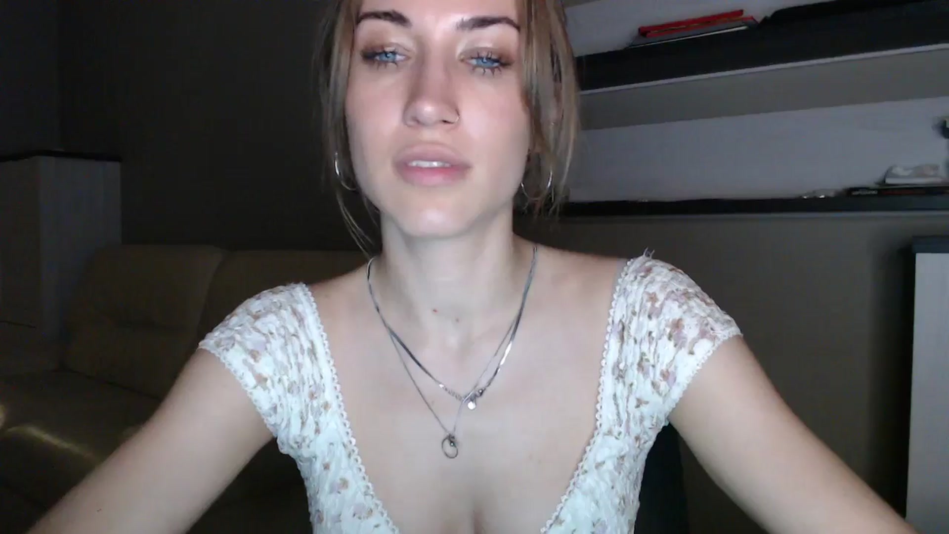 Gallery image thumbnail from GalaxyAnisia's myfreecams stream on, 08/20/2024, 22:52 image 16 of 20