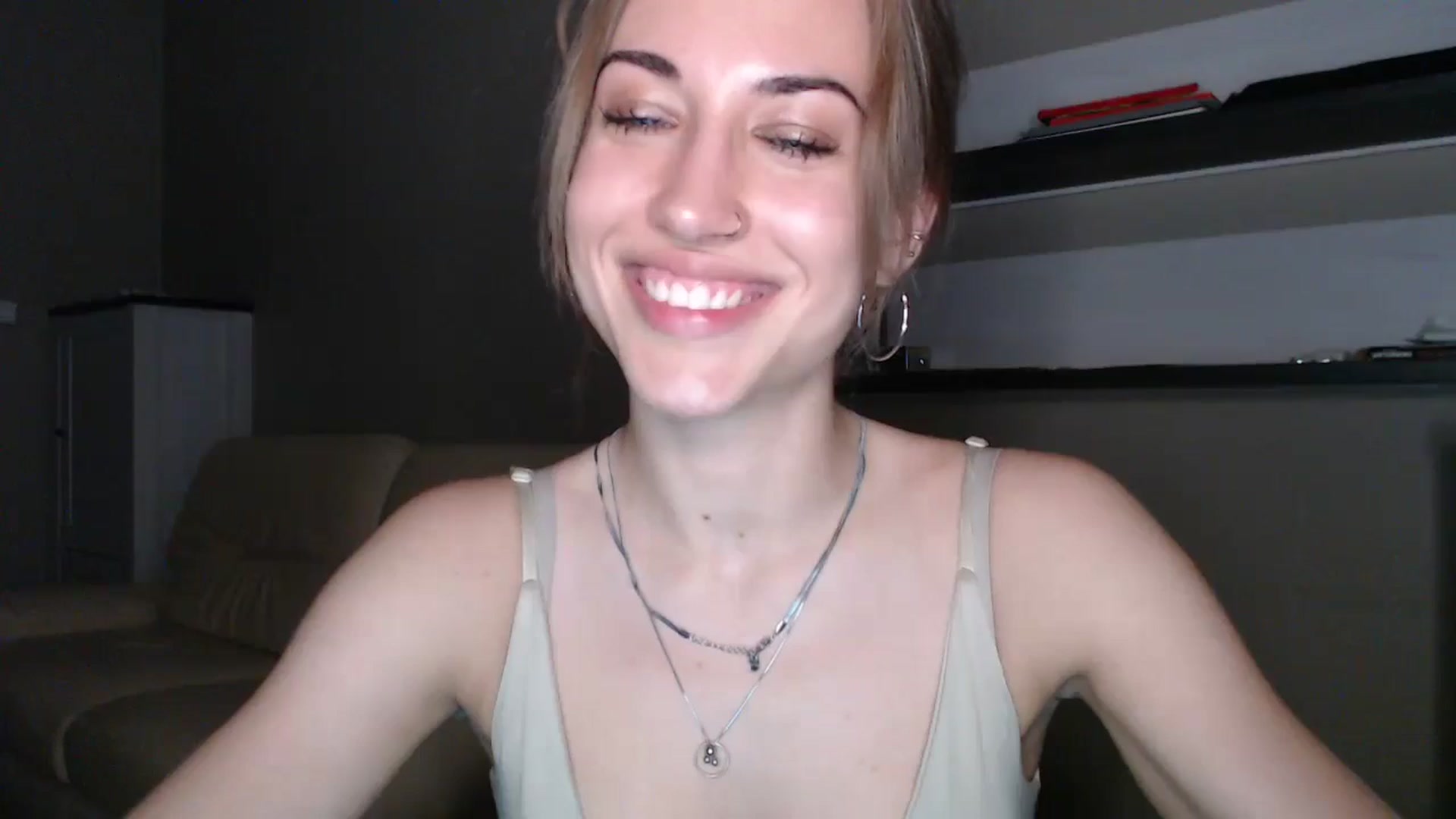 Gallery image thumbnail from GalaxyAnisia's myfreecams stream on, 08/21/2024, 19:13 image 20 of 20