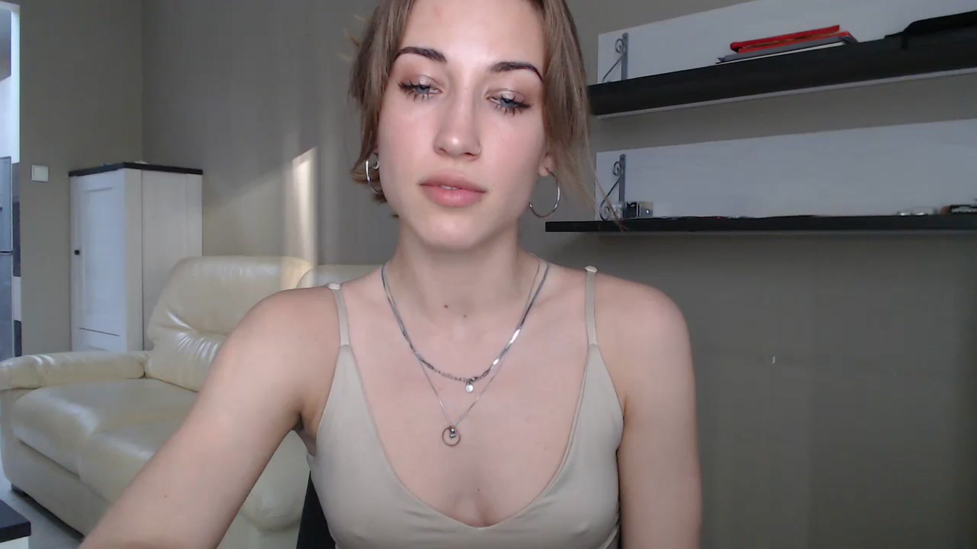 Gallery image thumbnail from GalaxyAnisia's myfreecams stream on, 08/22/2024, 17:03 image 11 of 20