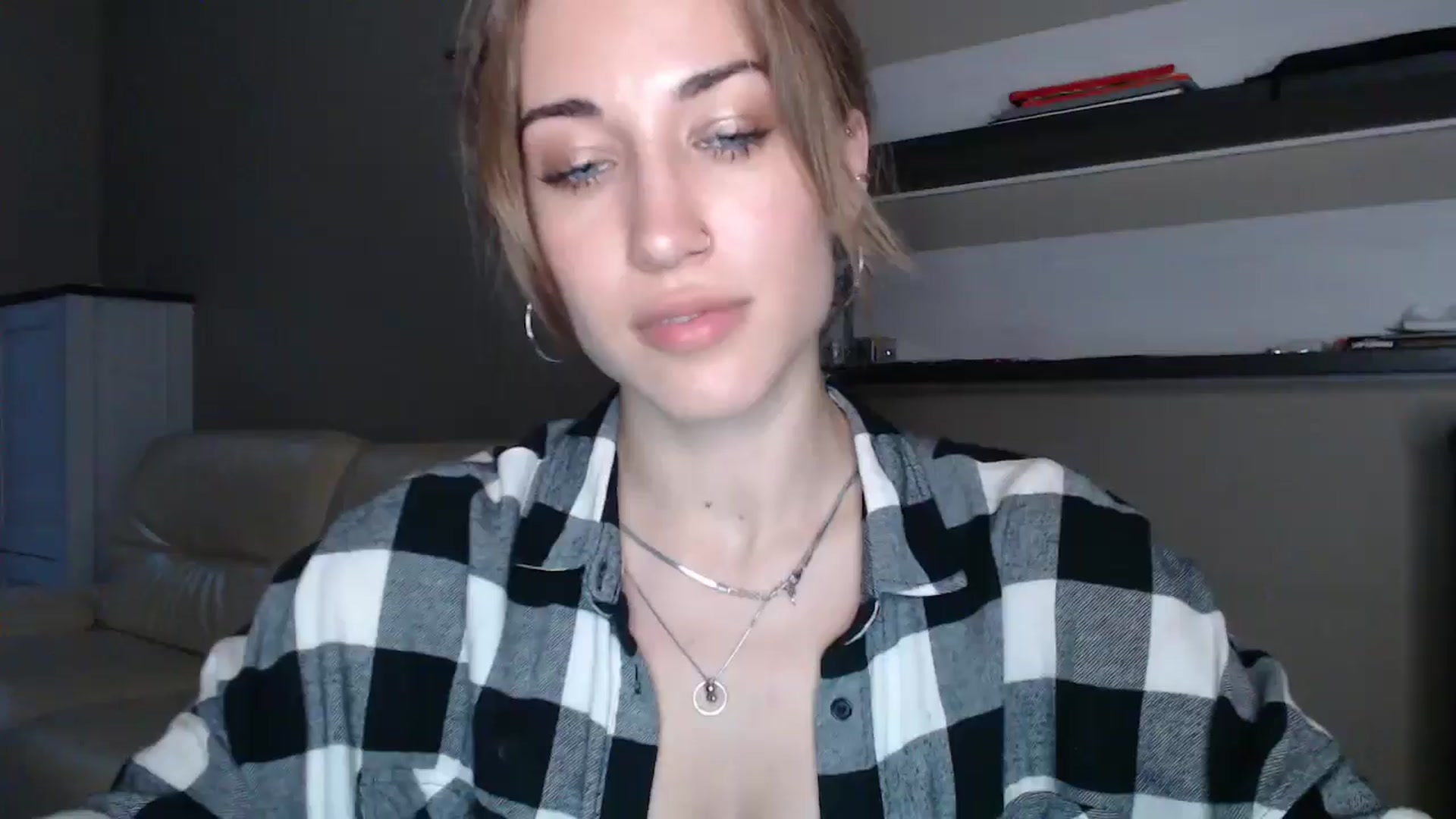 Gallery image thumbnail from GalaxyAnisia's myfreecams stream on, 08/22/2024, 18:15 image 12 of 20