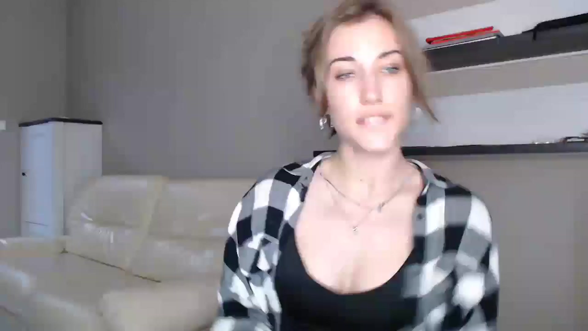 Gallery image thumbnail from GalaxyAnisia's myfreecams stream on, 08/22/2024, 18:15 image 3 of 20