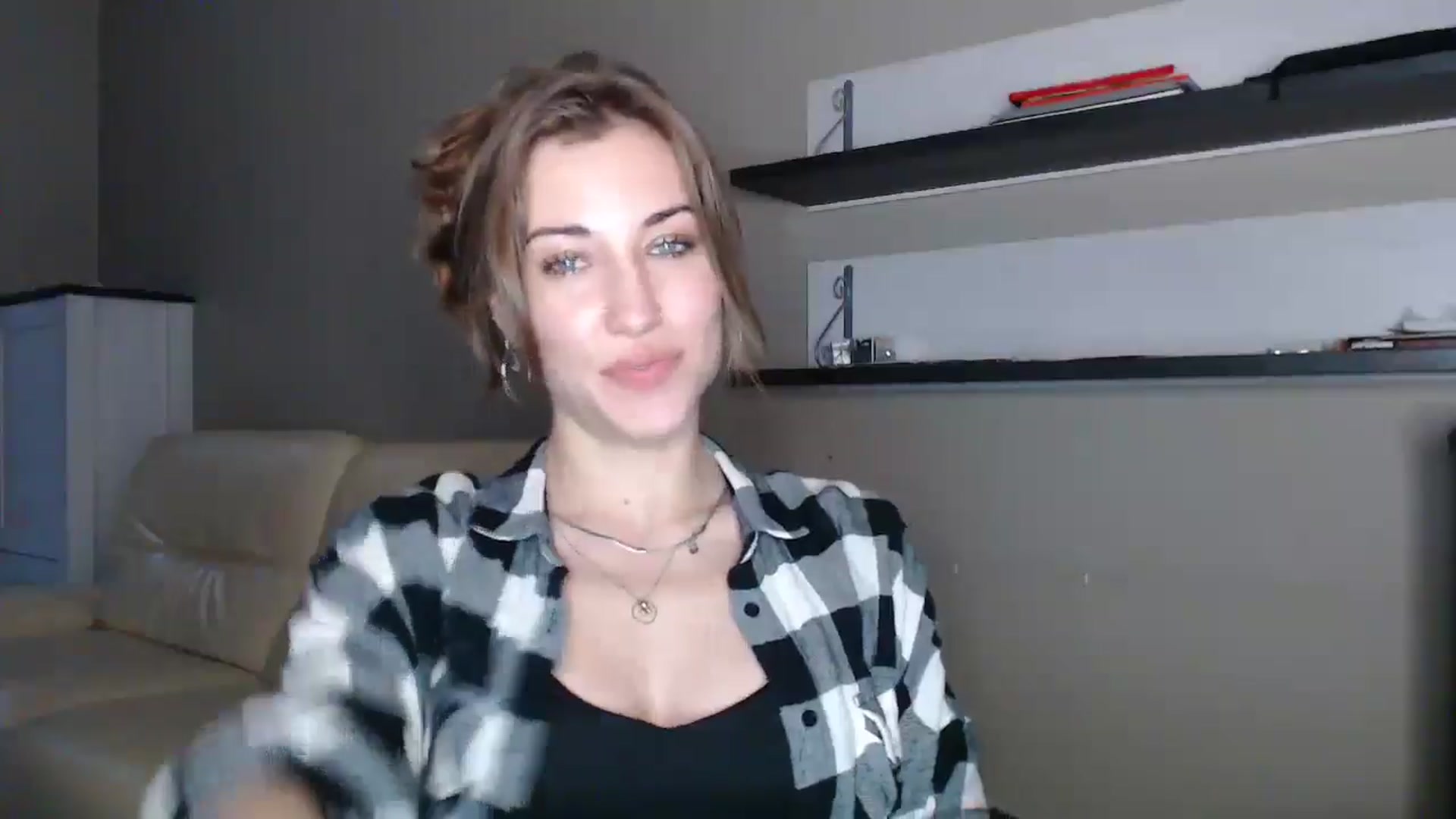 Gallery image thumbnail from GalaxyAnisia's myfreecams stream on, 08/22/2024, 18:15 image 15 of 20
