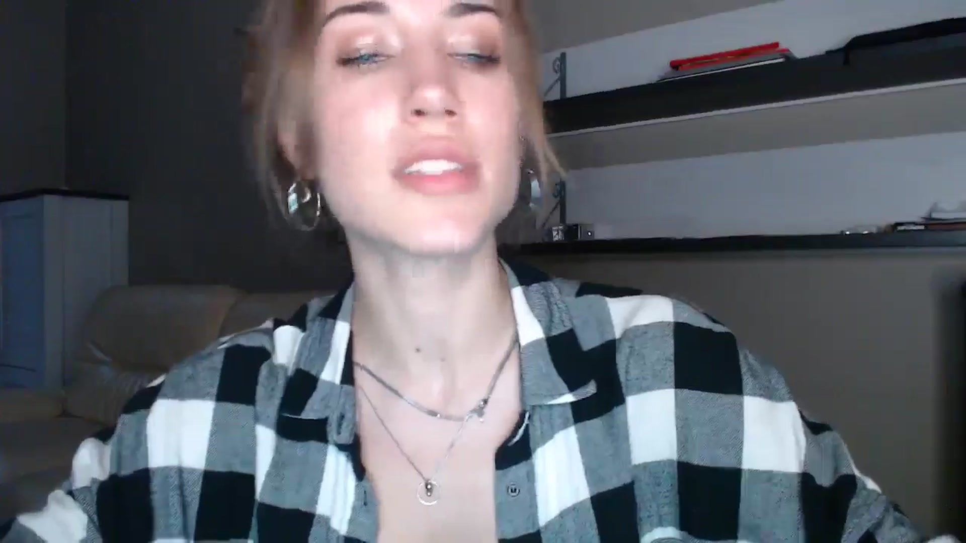 Gallery image thumbnail from GalaxyAnisia's myfreecams stream on, 08/22/2024, 18:15 image 14 of 20