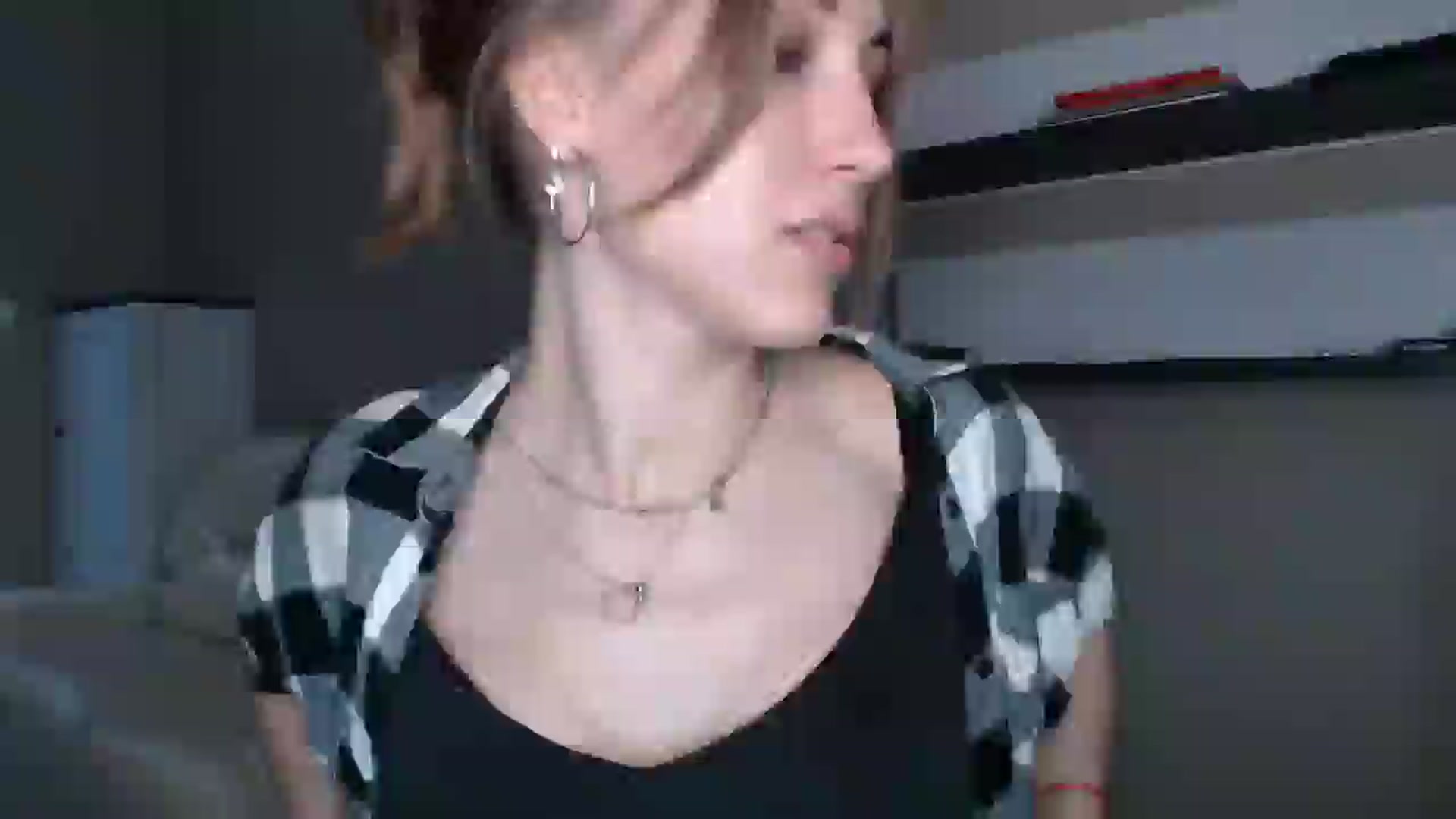 Gallery image thumbnail from GalaxyAnisia's myfreecams stream on, 08/22/2024, 18:15 image 5 of 20