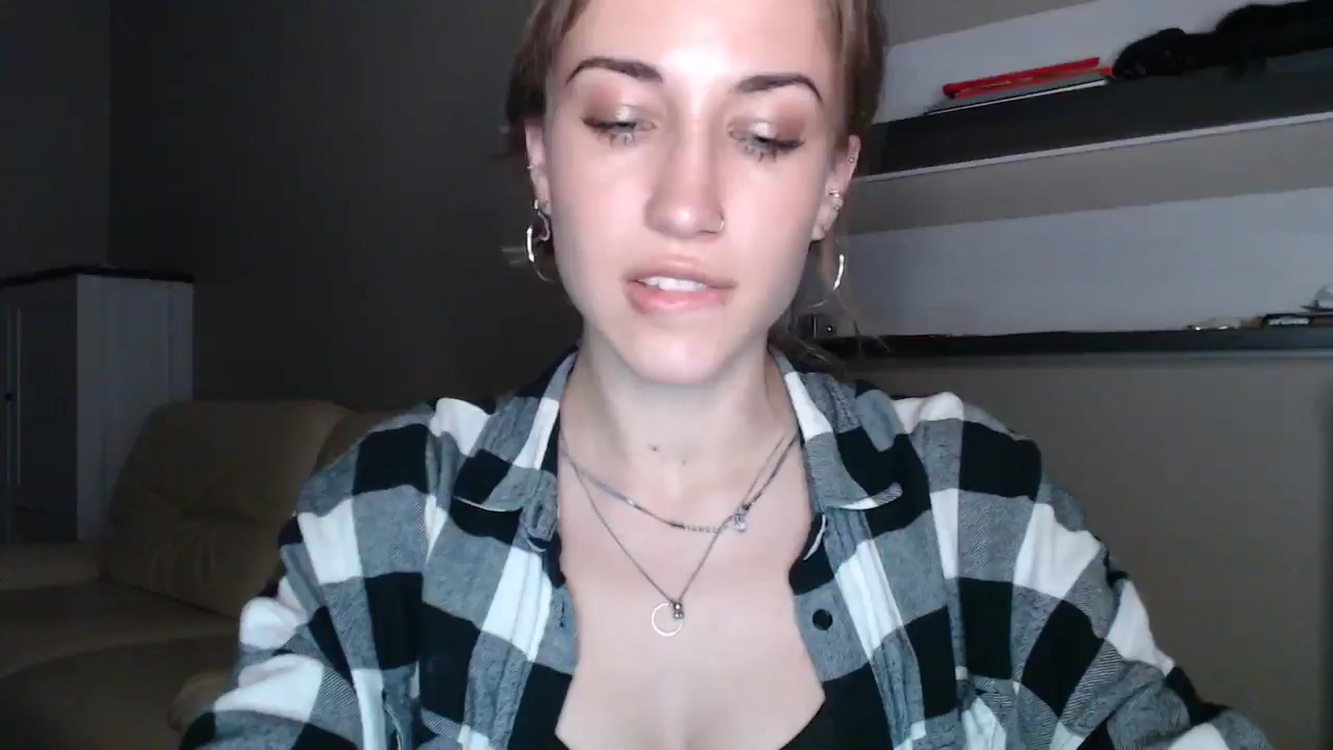 Gallery image thumbnail from GalaxyAnisia's myfreecams stream on, 08/22/2024, 18:58 image 1 of 20