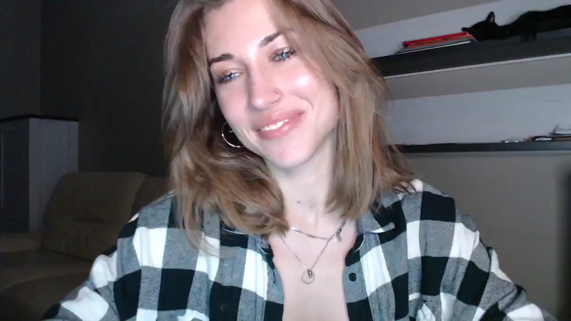 Gallery image thumbnail from GalaxyAnisia's myfreecams stream on, 08/22/2024, 18:58 image 15 of 20