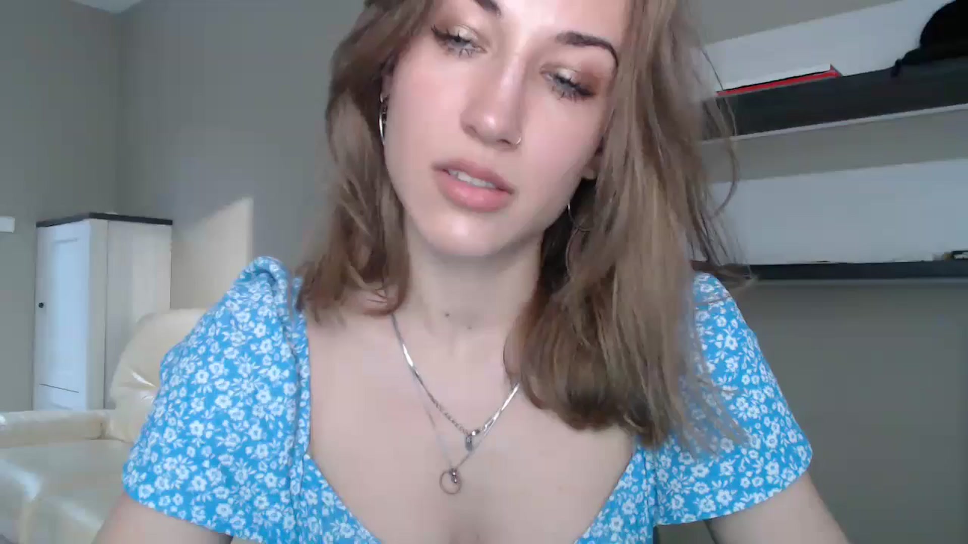 Gallery image thumbnail from GalaxyAnisia's myfreecams stream on, 08/23/2024, 16:54 image 2 of 20