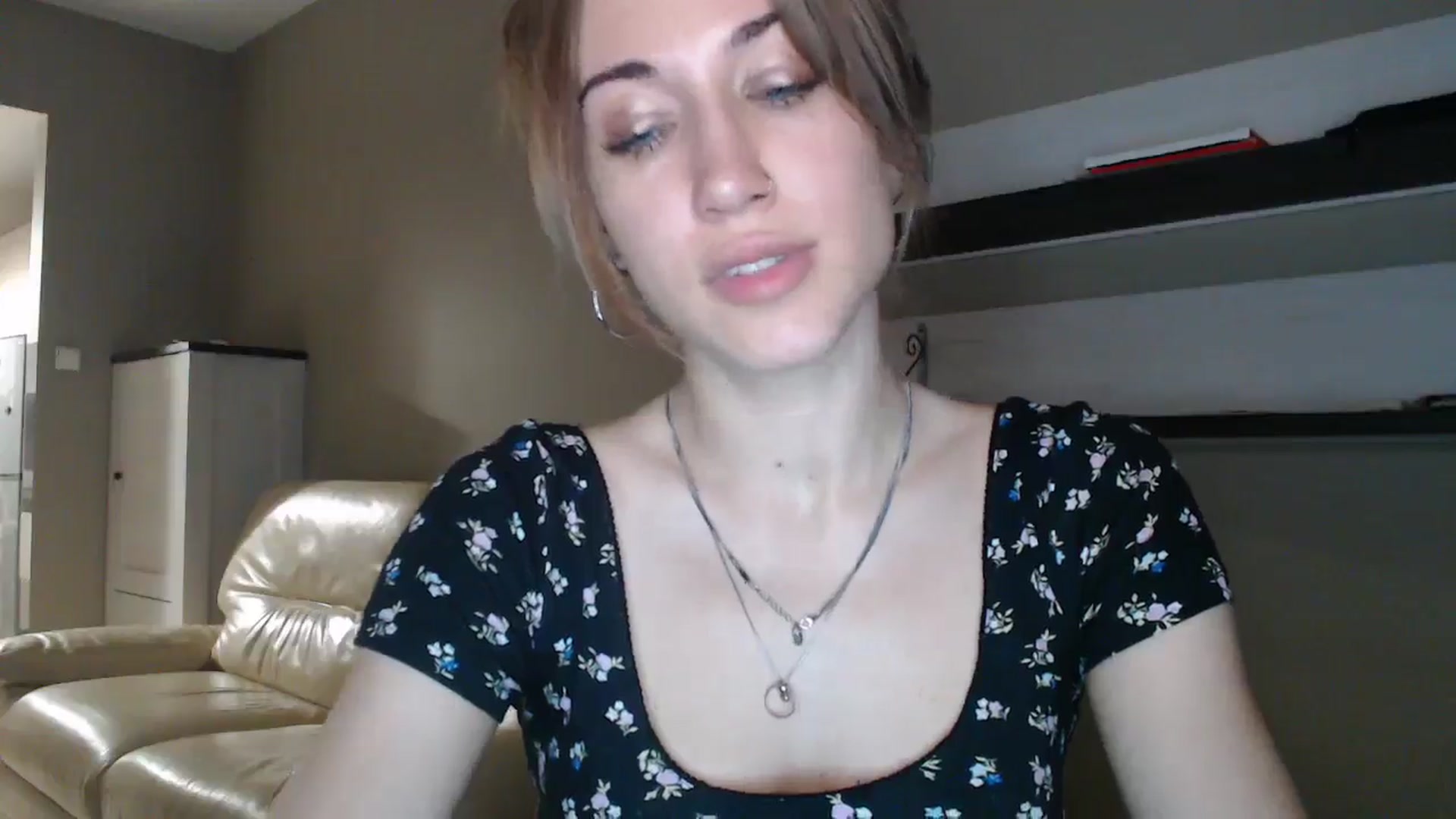 Gallery image thumbnail from GalaxyAnisia's myfreecams stream on, 08/23/2024, 19:19 image 17 of 20