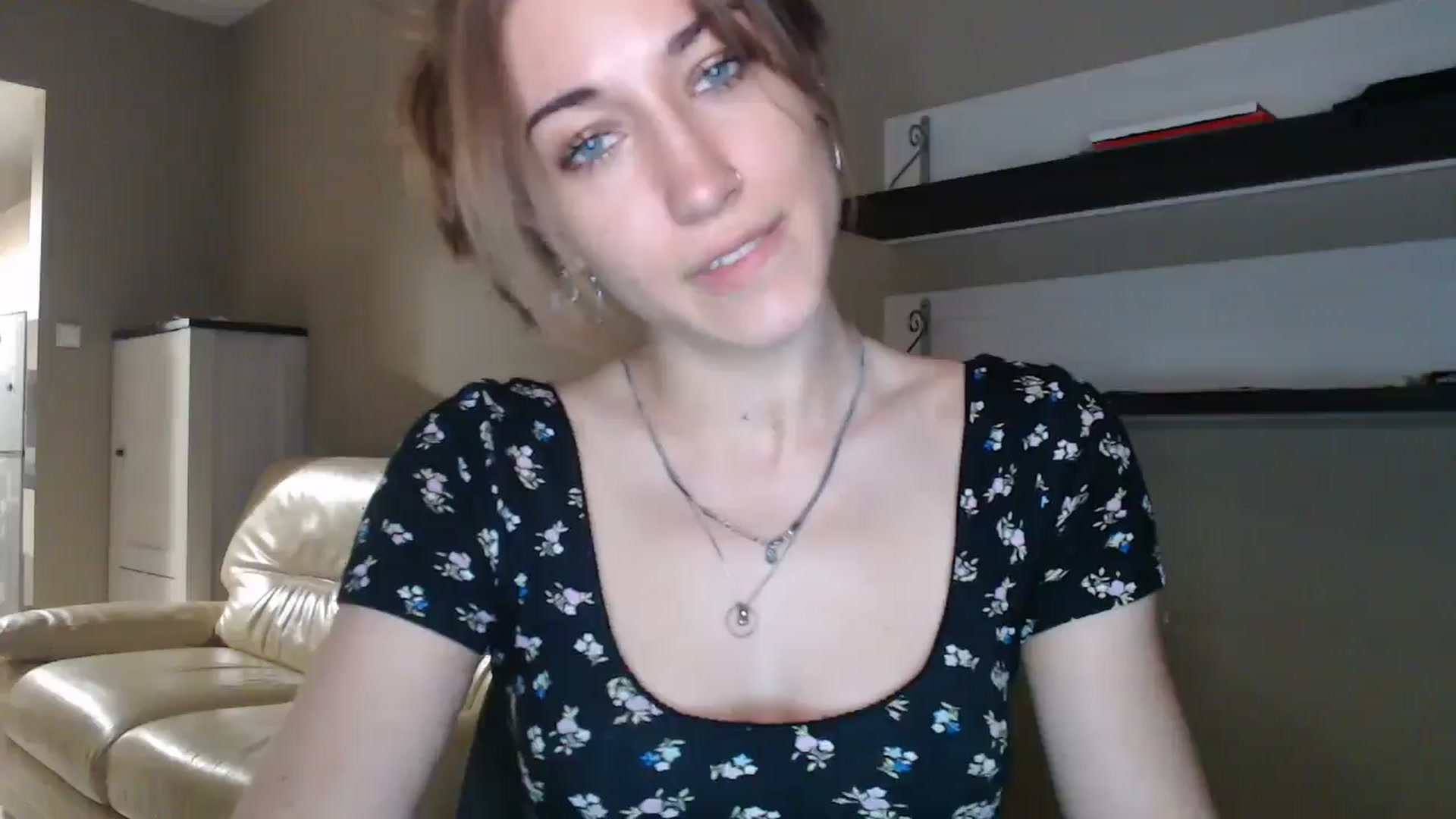 Gallery image thumbnail from GalaxyAnisia's myfreecams stream on, 08/23/2024, 19:19 image 5 of 20