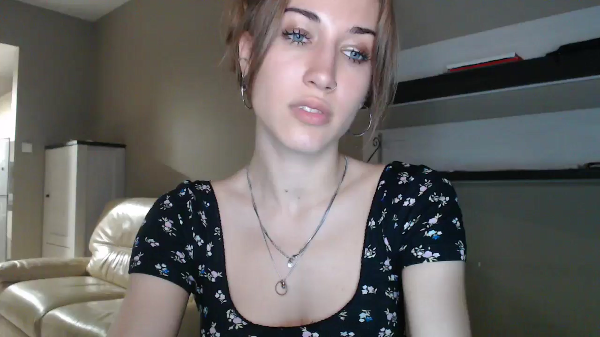Gallery image thumbnail from GalaxyAnisia's myfreecams stream on, 08/23/2024, 19:19 image 14 of 20