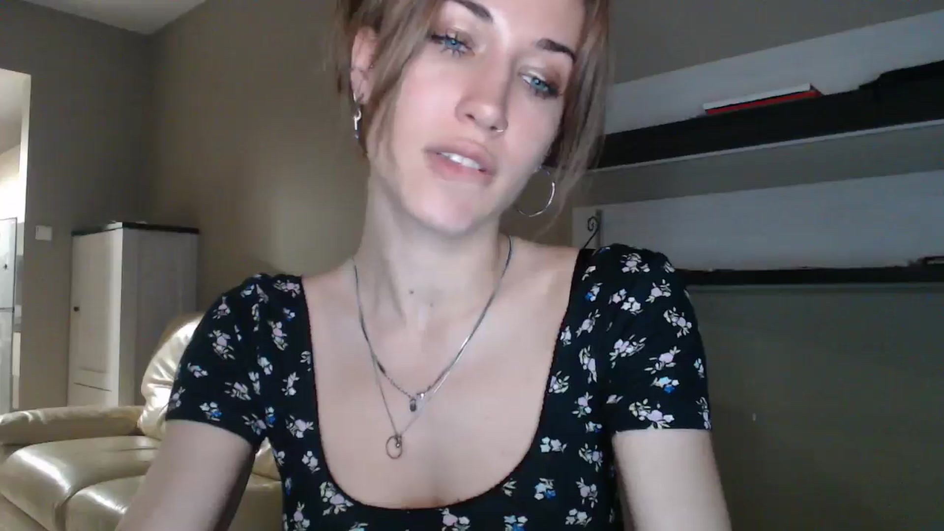 Gallery image thumbnail from GalaxyAnisia's myfreecams stream on, 08/23/2024, 19:19 image 11 of 20