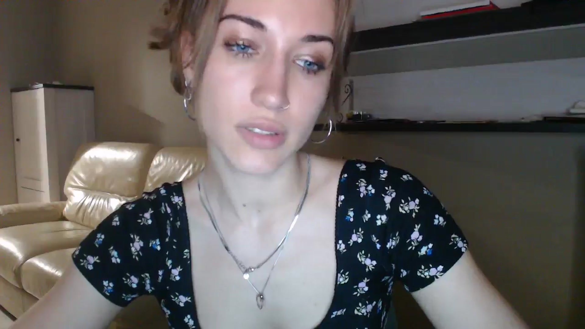 Gallery image thumbnail from GalaxyAnisia's myfreecams stream on, 08/23/2024, 20:02 image 14 of 20