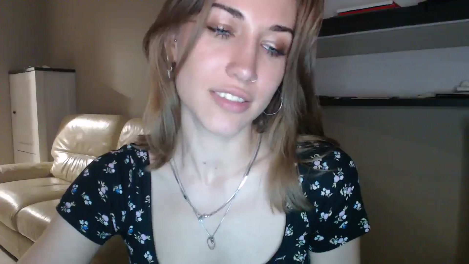 Gallery image thumbnail from GalaxyAnisia's myfreecams stream on, 08/23/2024, 20:02 image 13 of 20