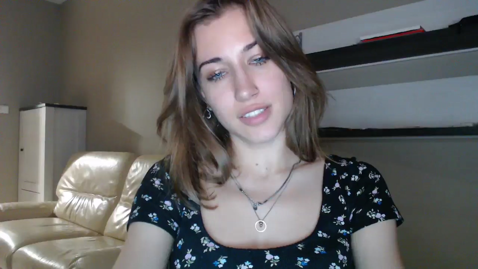 Gallery image thumbnail from GalaxyAnisia's myfreecams stream on, 08/23/2024, 20:02 image 9 of 20