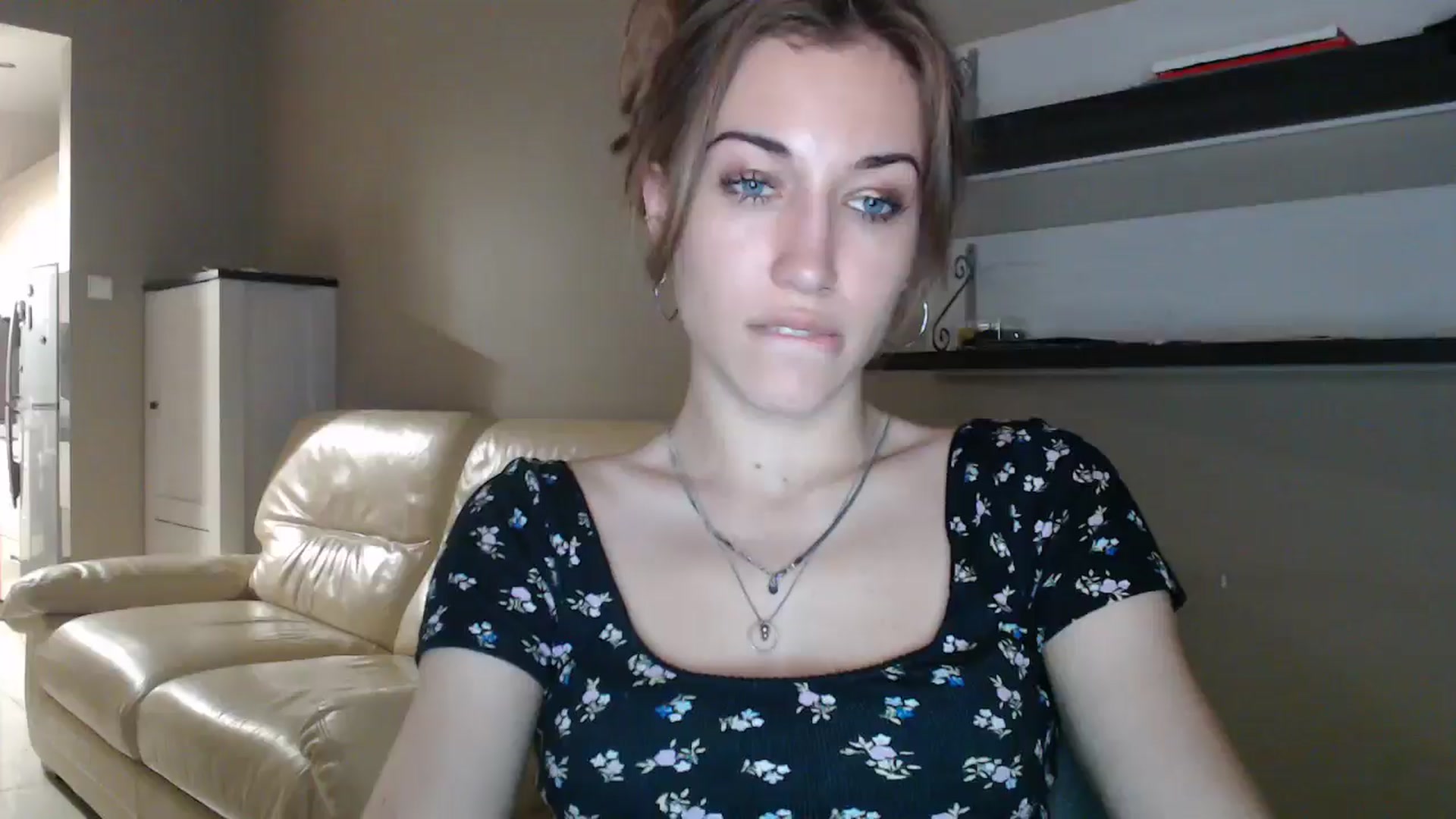 Gallery image thumbnail from GalaxyAnisia's myfreecams stream on, 08/23/2024, 20:02 image 1 of 20