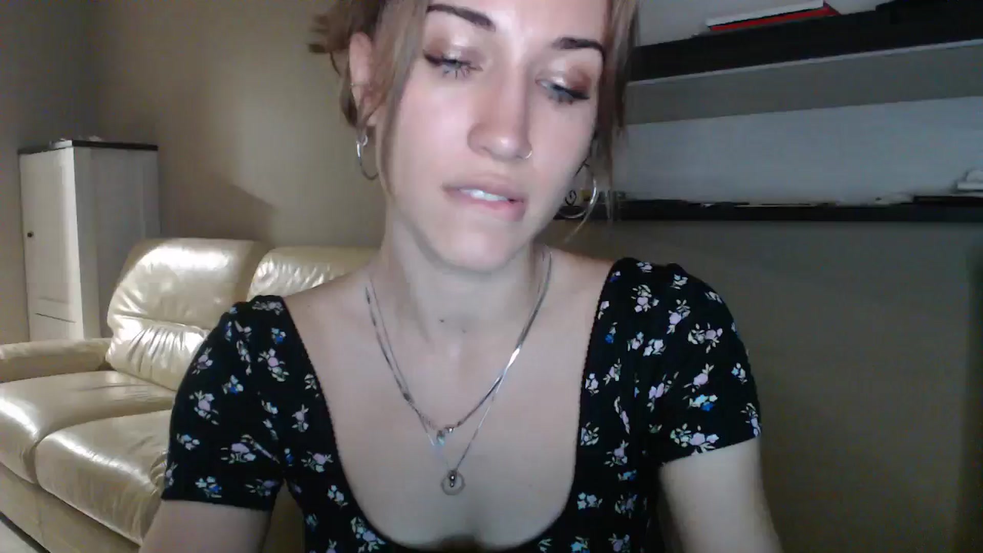 Gallery image thumbnail from GalaxyAnisia's myfreecams stream on, 08/23/2024, 20:02 image 19 of 20