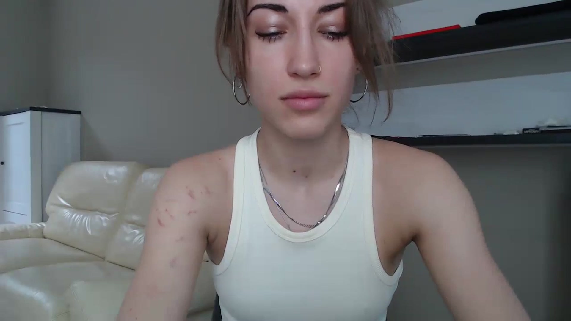 Gallery image thumbnail from GalaxyAnisia's myfreecams stream on, 08/25/2024, 13:01 image 14 of 20