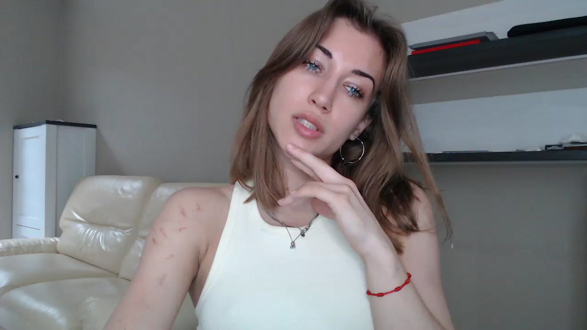 Gallery image thumbnail from GalaxyAnisia's myfreecams stream on, 08/25/2024, 14:04 image 9 of 20