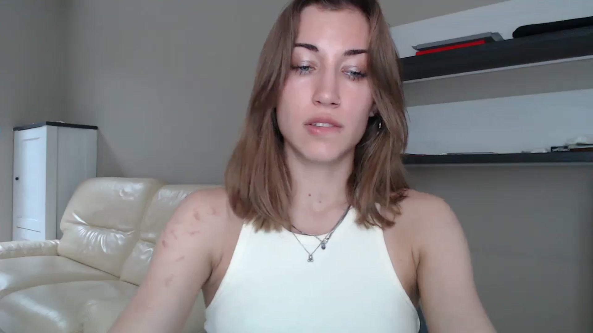Gallery image thumbnail from GalaxyAnisia's myfreecams stream on, 08/25/2024, 14:04 image 8 of 20