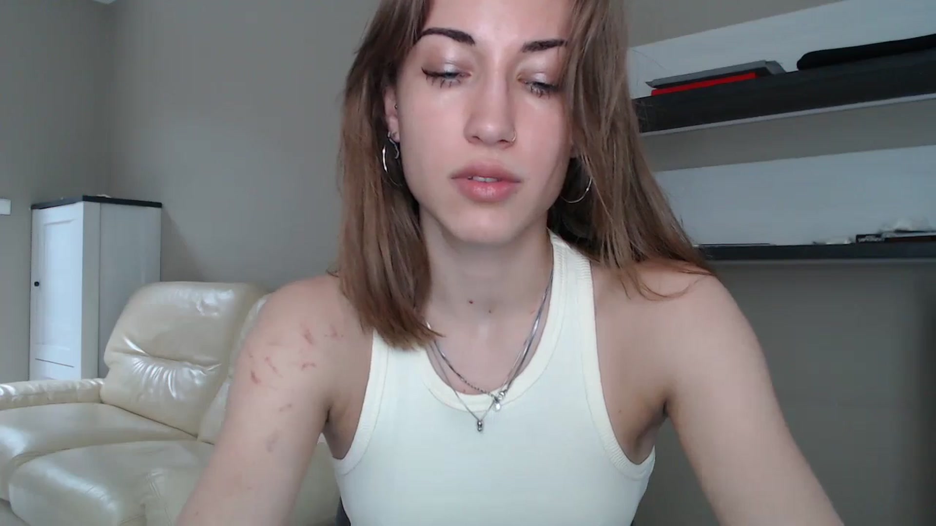 Gallery image thumbnail from GalaxyAnisia's myfreecams stream on, 08/25/2024, 14:04 image 2 of 20