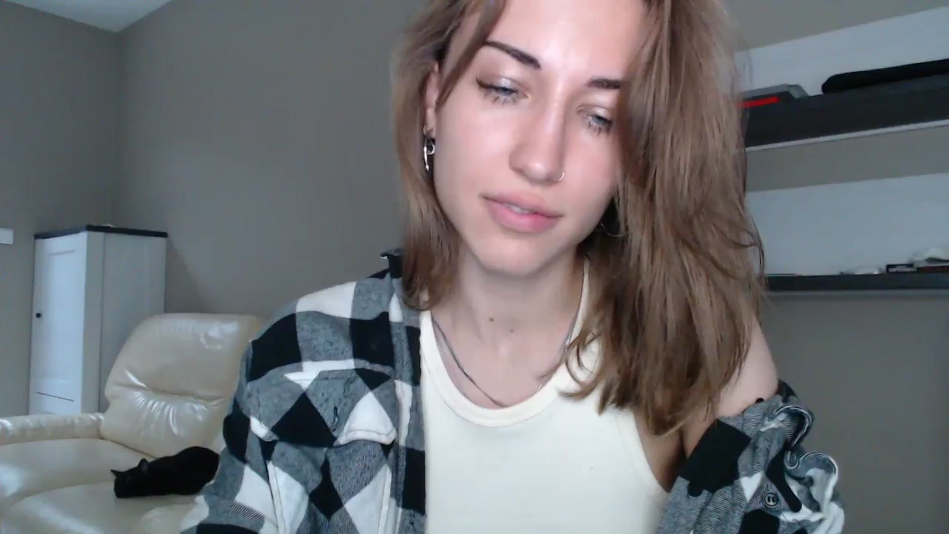Gallery image thumbnail from GalaxyAnisia's myfreecams stream on, 08/25/2024, 15:23 image 8 of 20