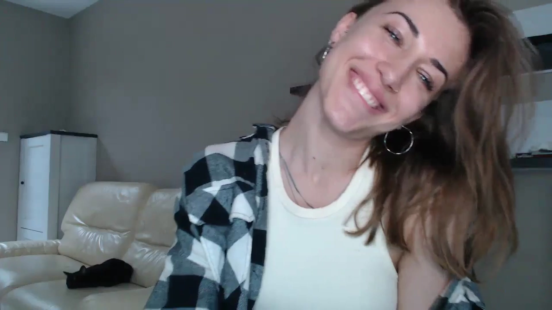Gallery image thumbnail from GalaxyAnisia's myfreecams stream on, 08/25/2024, 15:23 image 5 of 20