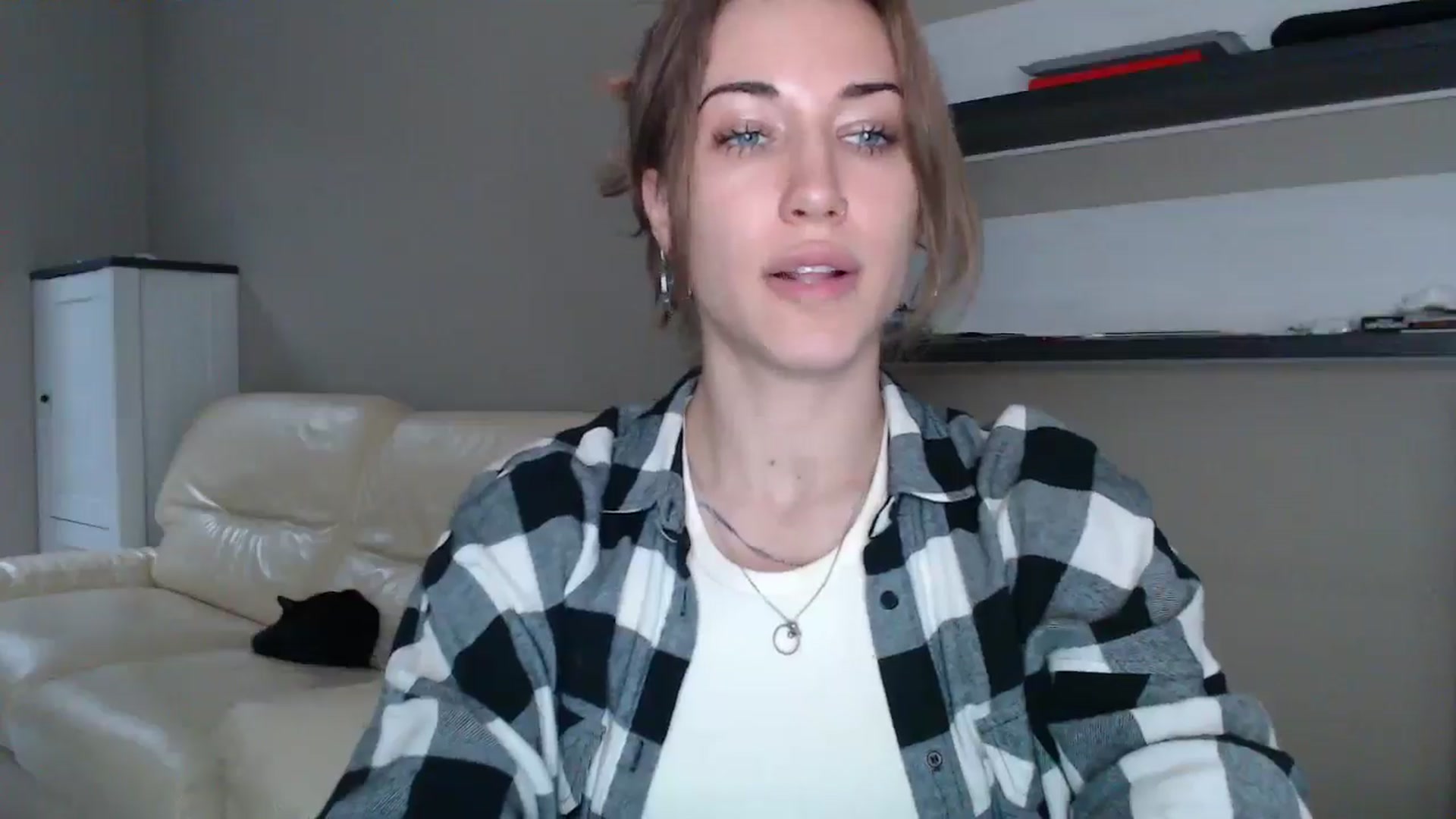 Gallery image thumbnail from GalaxyAnisia's myfreecams stream on, 08/25/2024, 15:51 image 18 of 20