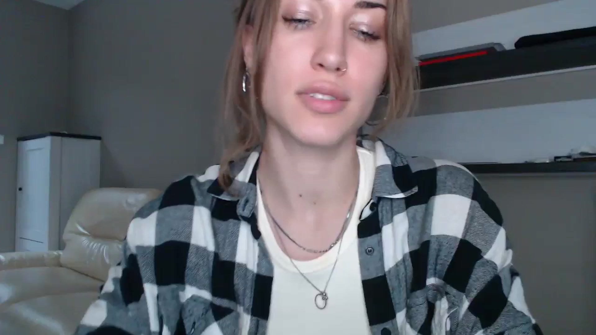 Gallery image thumbnail from GalaxyAnisia's myfreecams stream on, 08/25/2024, 15:51 image 9 of 20