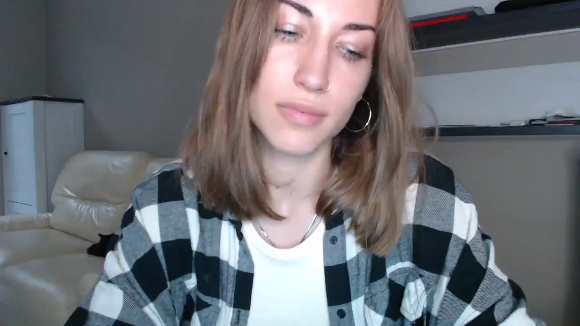 Gallery image thumbnail from GalaxyAnisia's myfreecams stream on, 08/25/2024, 16:36 image 6 of 20