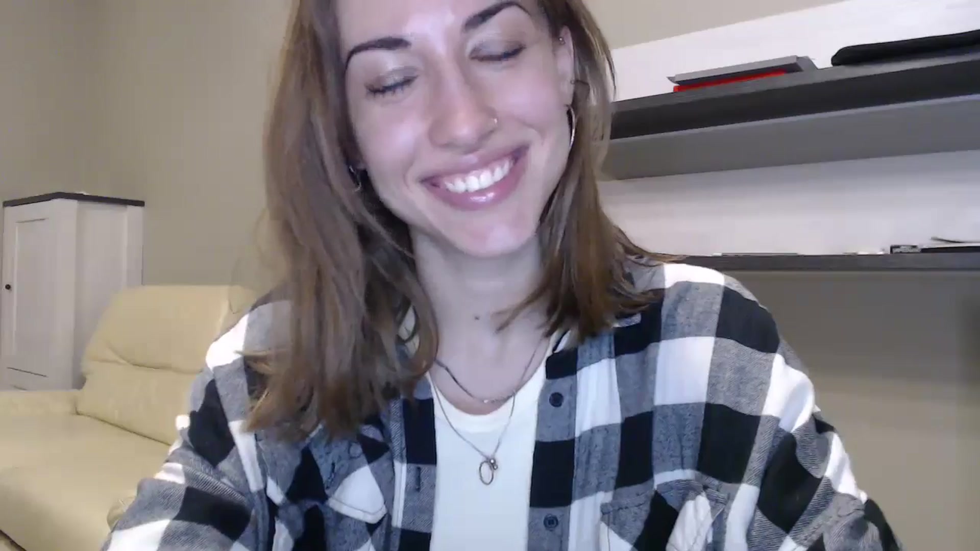 Gallery image thumbnail from GalaxyAnisia's myfreecams stream on, 08/25/2024, 19:15 image 3 of 20