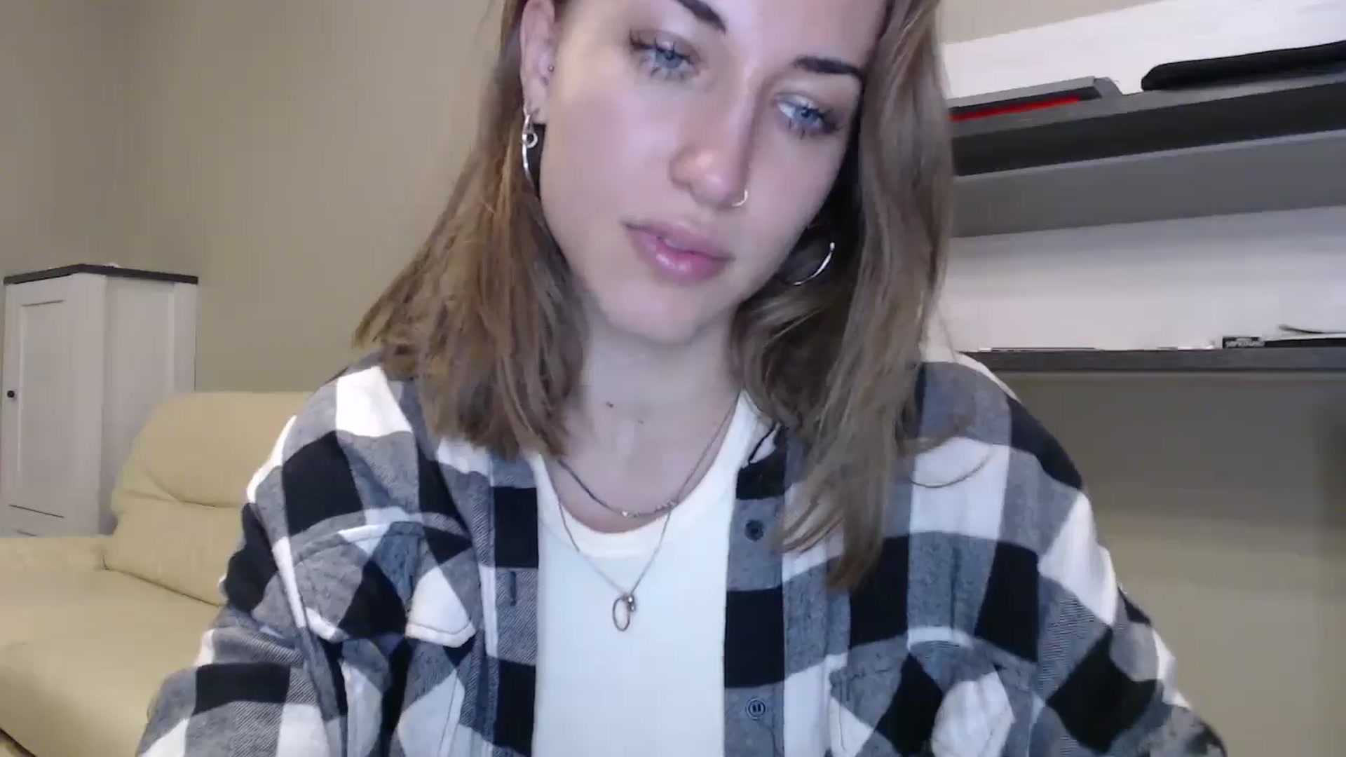 Gallery image thumbnail from GalaxyAnisia's myfreecams stream on, 08/25/2024, 19:15 image 2 of 20