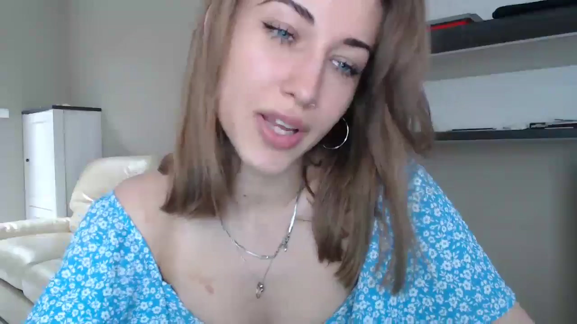 Gallery image thumbnail from GalaxyAnisia's myfreecams stream on, 08/26/2024, 15:15 image 14 of 20