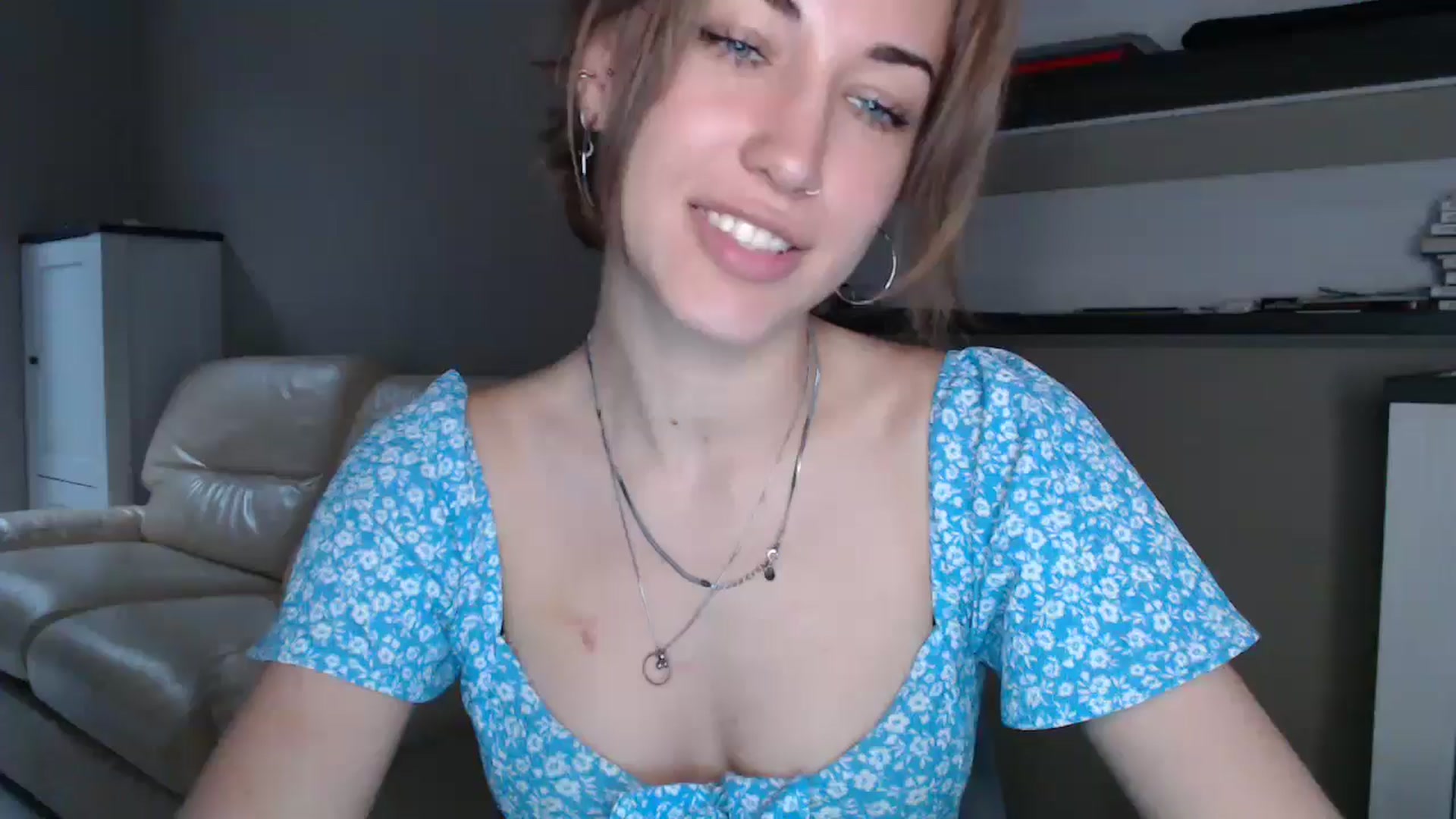 Gallery image thumbnail from GalaxyAnisia's myfreecams stream on, 08/26/2024, 17:24 image 13 of 20
