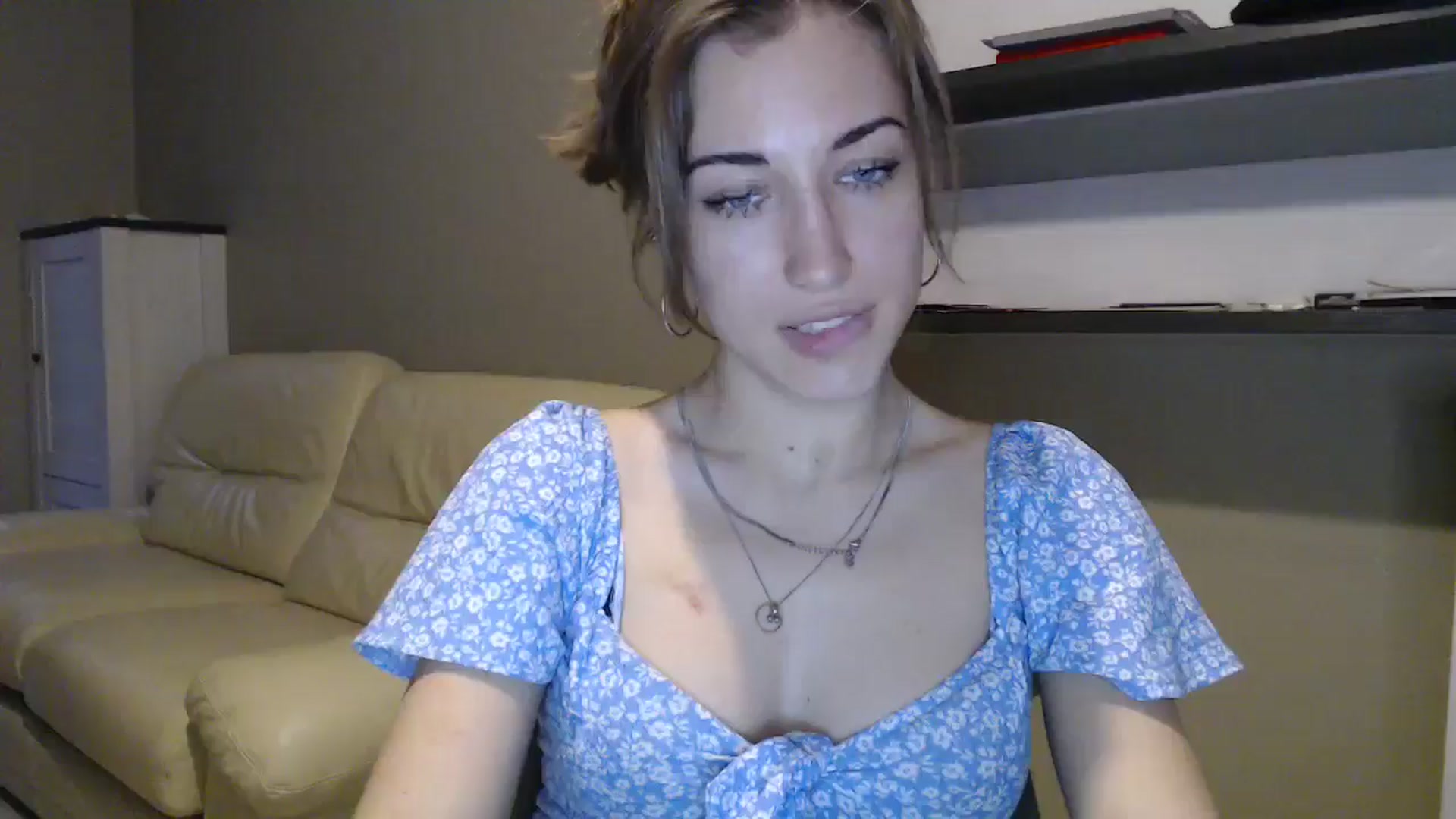 Gallery image thumbnail from GalaxyAnisia's myfreecams stream on, 08/26/2024, 17:57 image 16 of 20