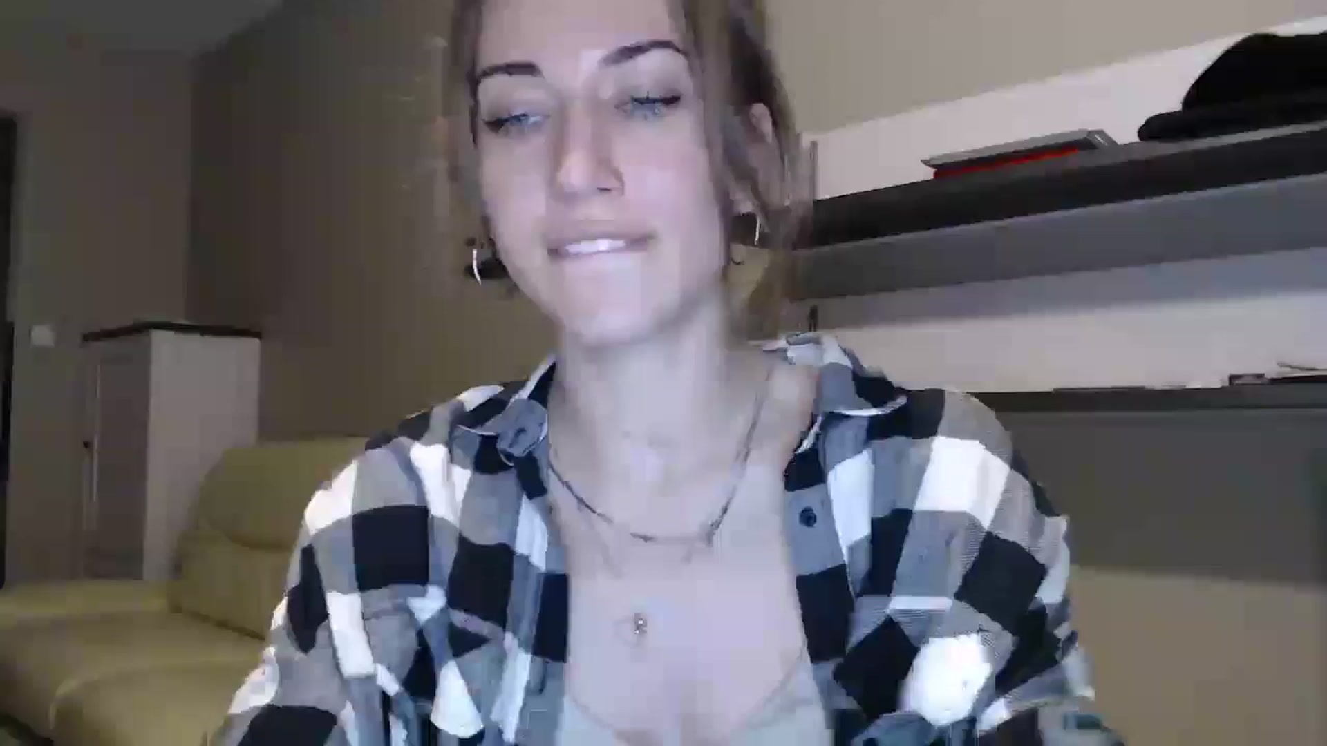 Gallery image thumbnail from GalaxyAnisia's myfreecams stream on, 08/26/2024, 18:49 image 13 of 20