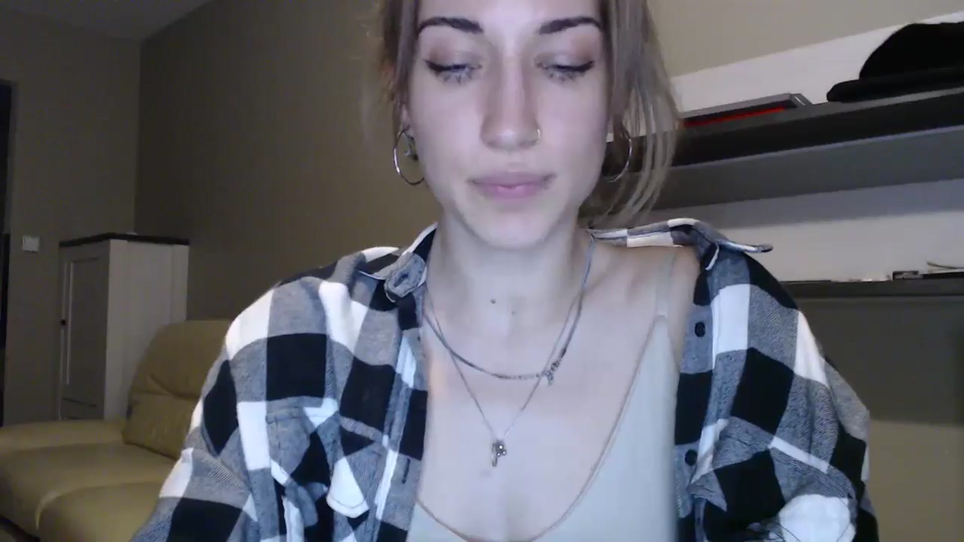 Gallery image thumbnail from GalaxyAnisia's myfreecams stream on, 08/26/2024, 18:49 image 2 of 20
