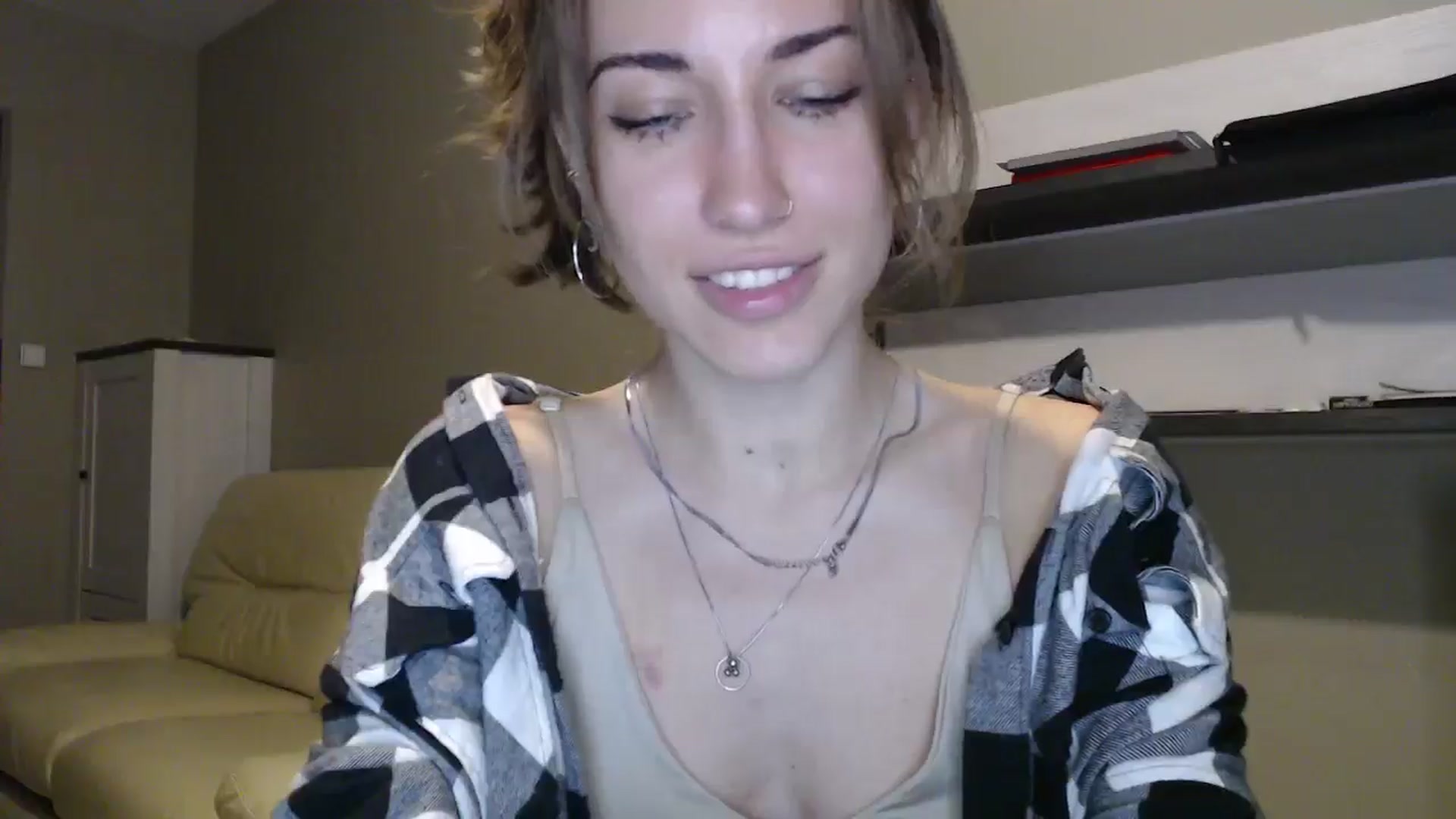 Gallery image thumbnail from GalaxyAnisia's myfreecams stream on, 08/26/2024, 19:41 image 4 of 20