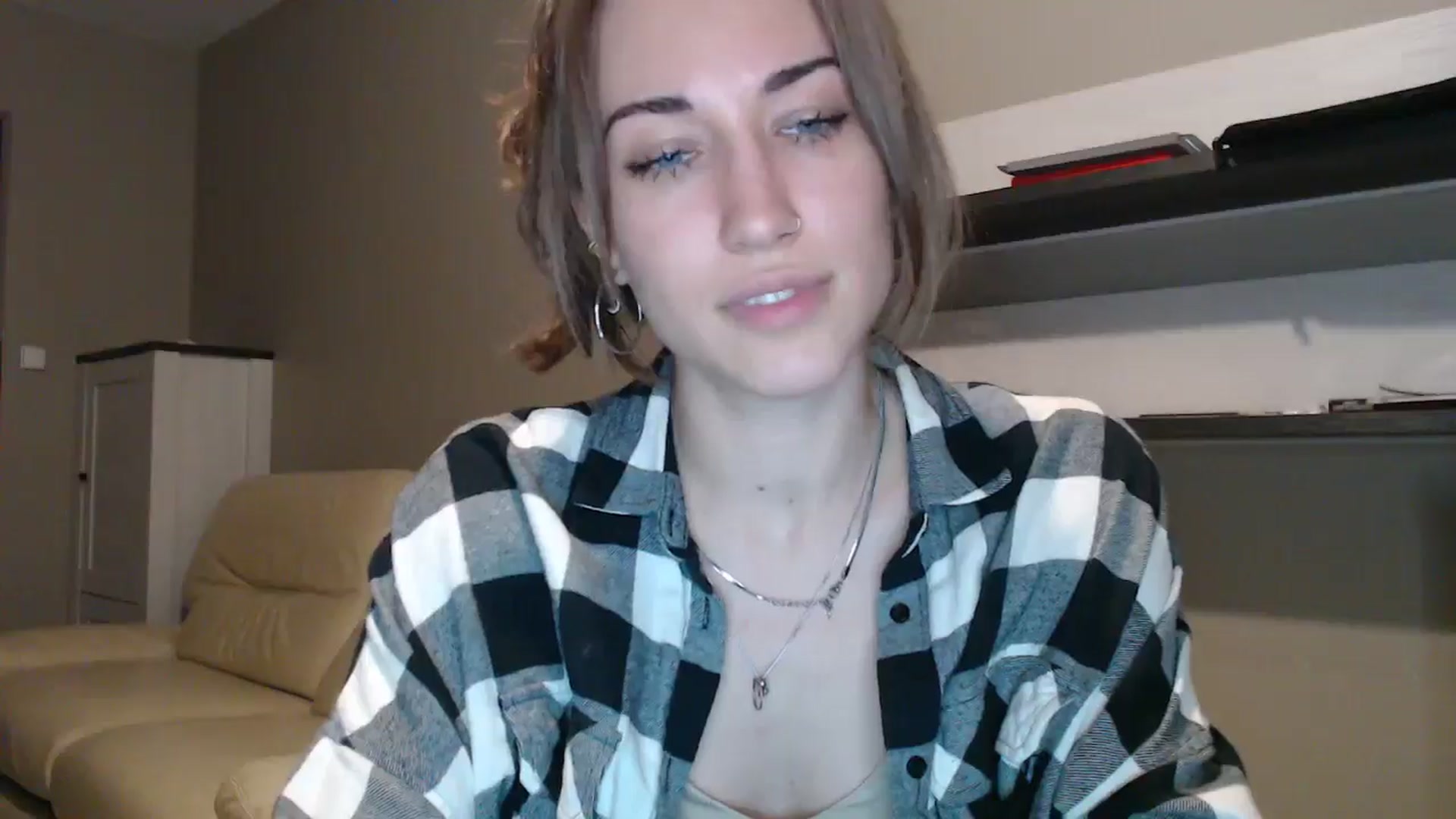Gallery image thumbnail from GalaxyAnisia's myfreecams stream on, 08/26/2024, 19:41 image 19 of 20