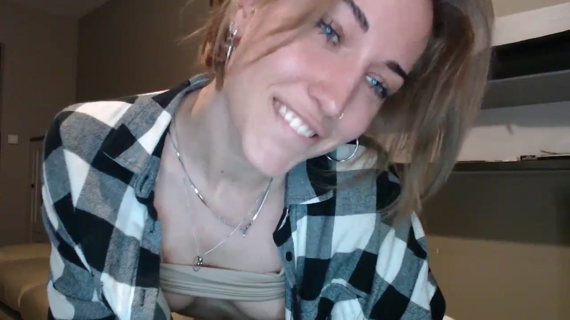 Gallery image thumbnail from GalaxyAnisia's myfreecams stream on, 08/26/2024, 19:41 image 18 of 20