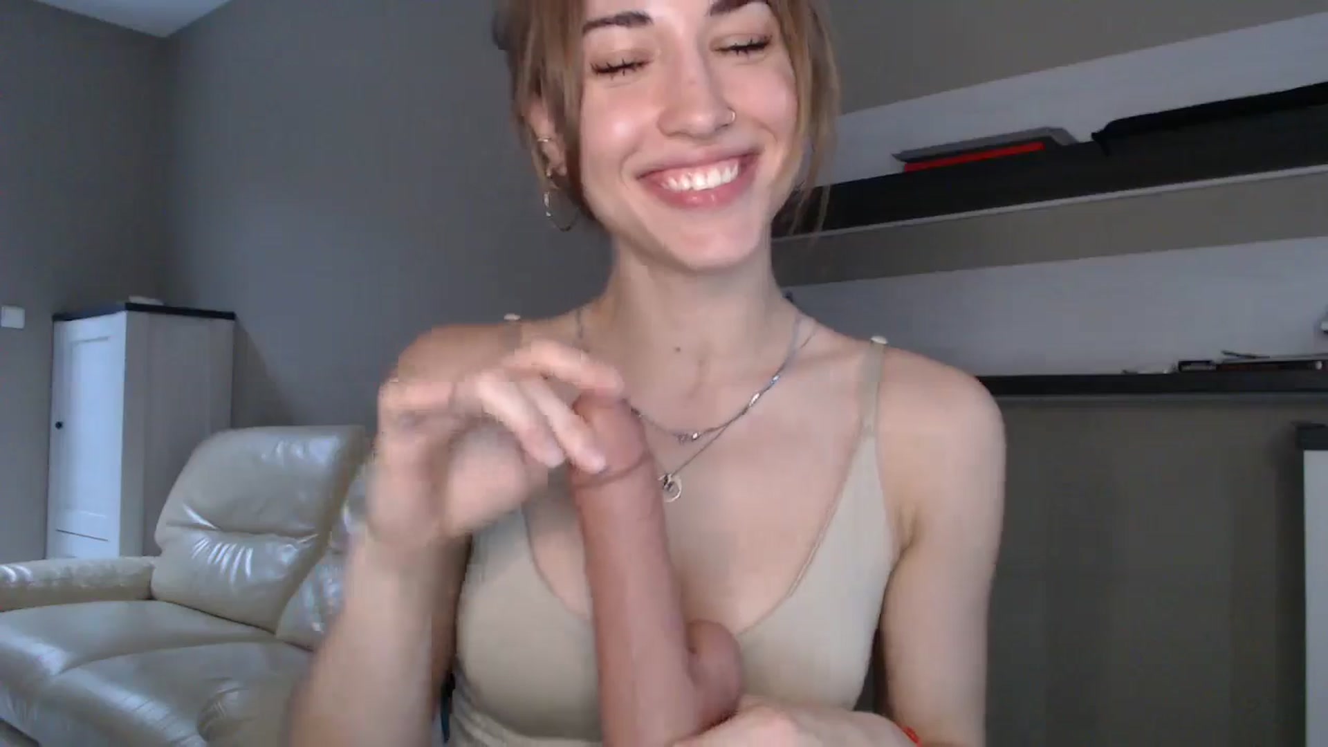 Gallery image thumbnail from GalaxyAnisia's myfreecams stream on, 08/29/2024, 15:50 image 20 of 20