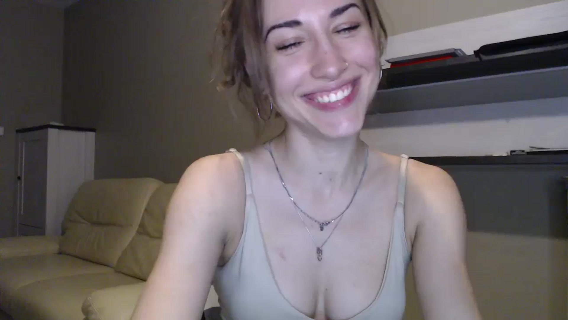Gallery image thumbnail from GalaxyAnisia's myfreecams stream on, 08/29/2024, 18:23 image 14 of 20