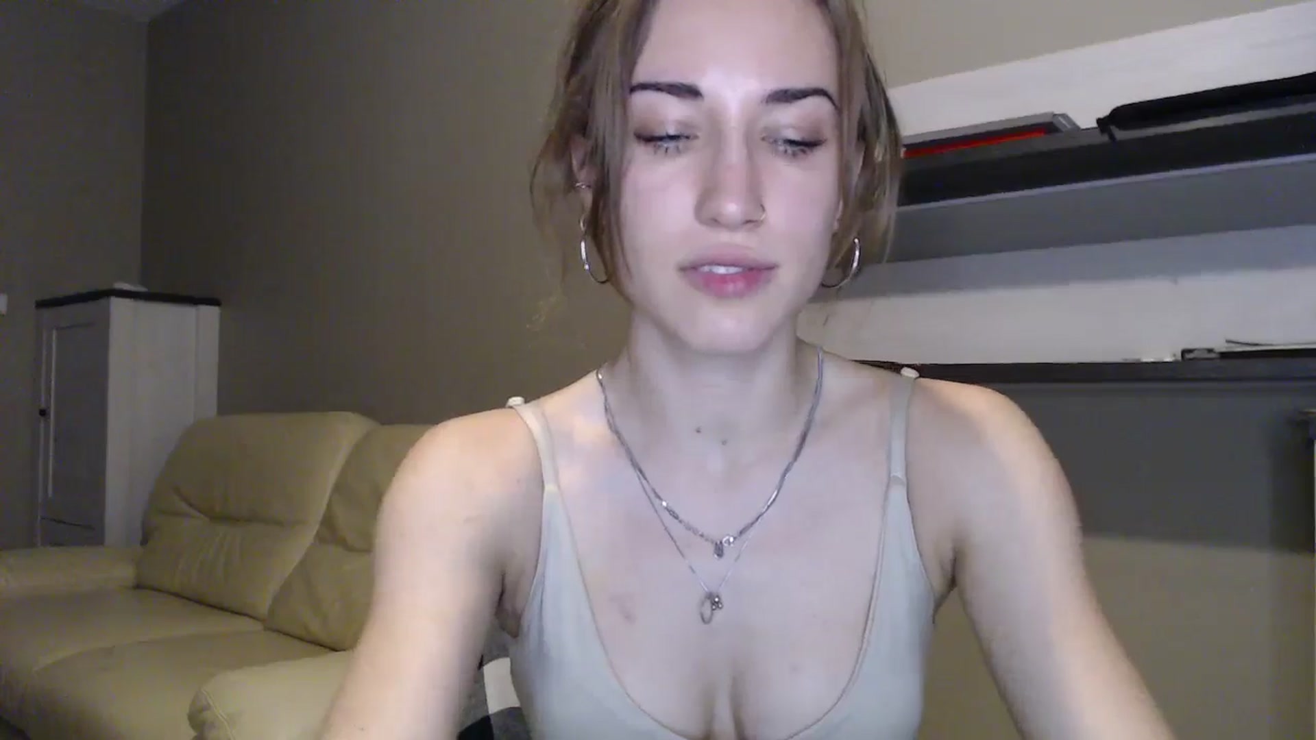 Gallery image thumbnail from GalaxyAnisia's myfreecams stream on, 08/29/2024, 18:23 image 12 of 20