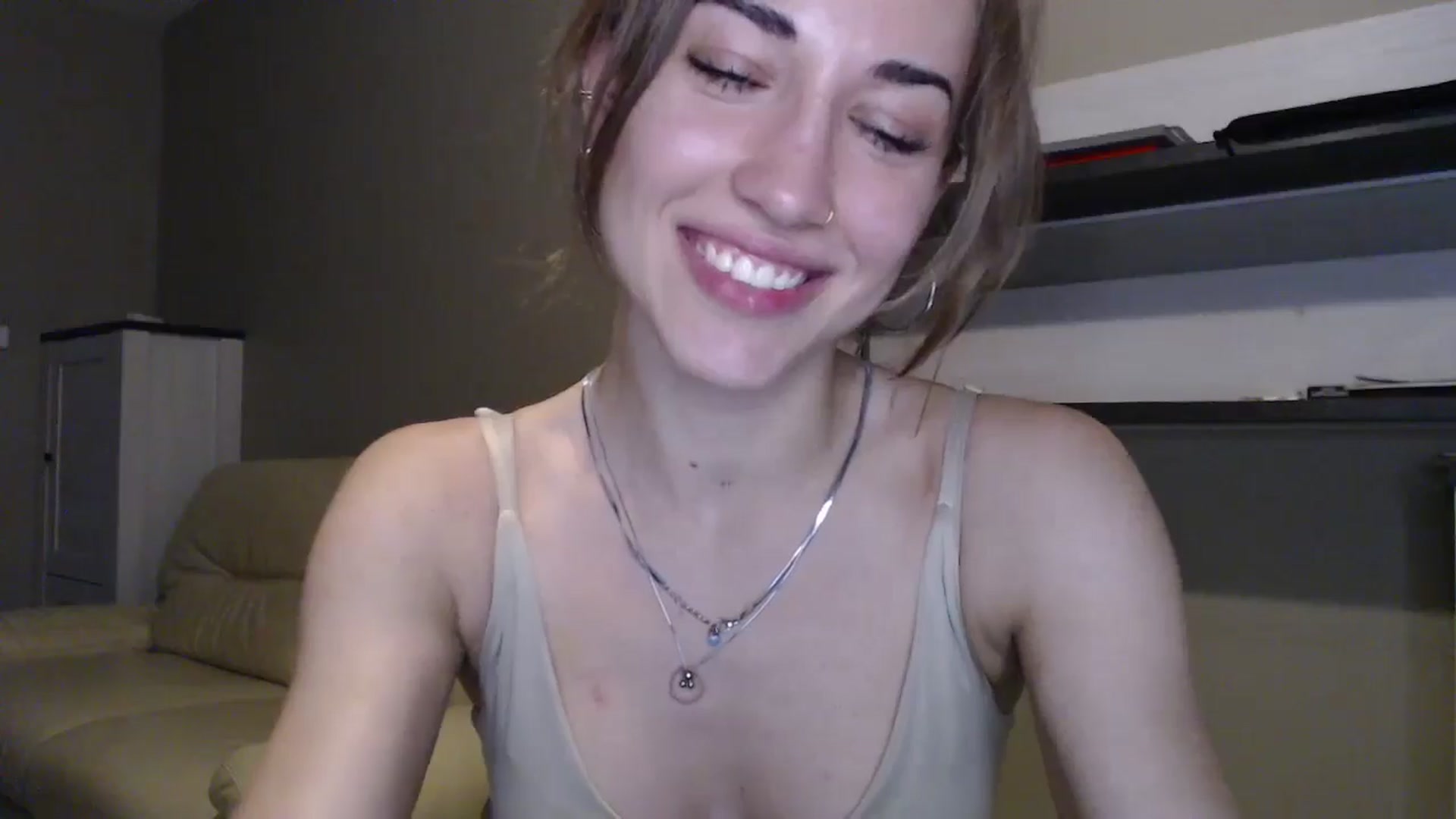 Gallery image thumbnail from GalaxyAnisia's myfreecams stream on, 08/29/2024, 18:23 image 8 of 20