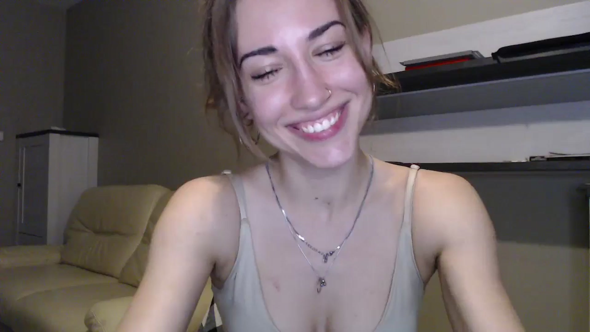 Gallery image thumbnail from GalaxyAnisia's myfreecams stream on, 08/29/2024, 18:23 image 11 of 20